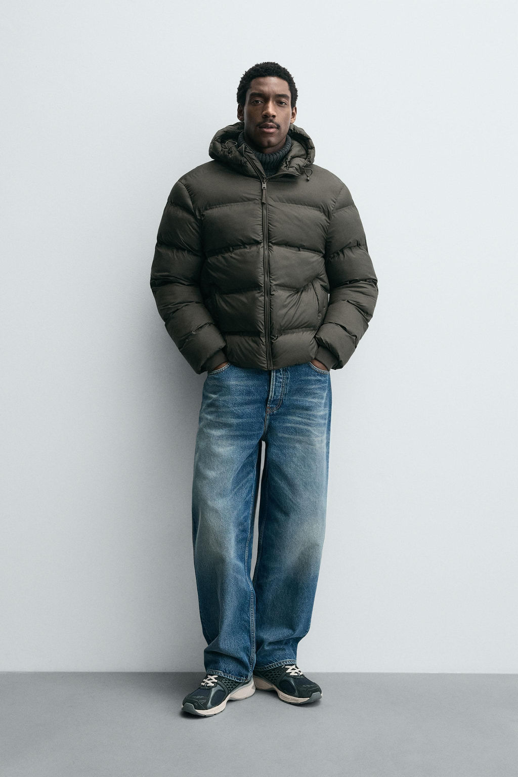 WATER-REPELLENT HOODED PUFFER JACKET