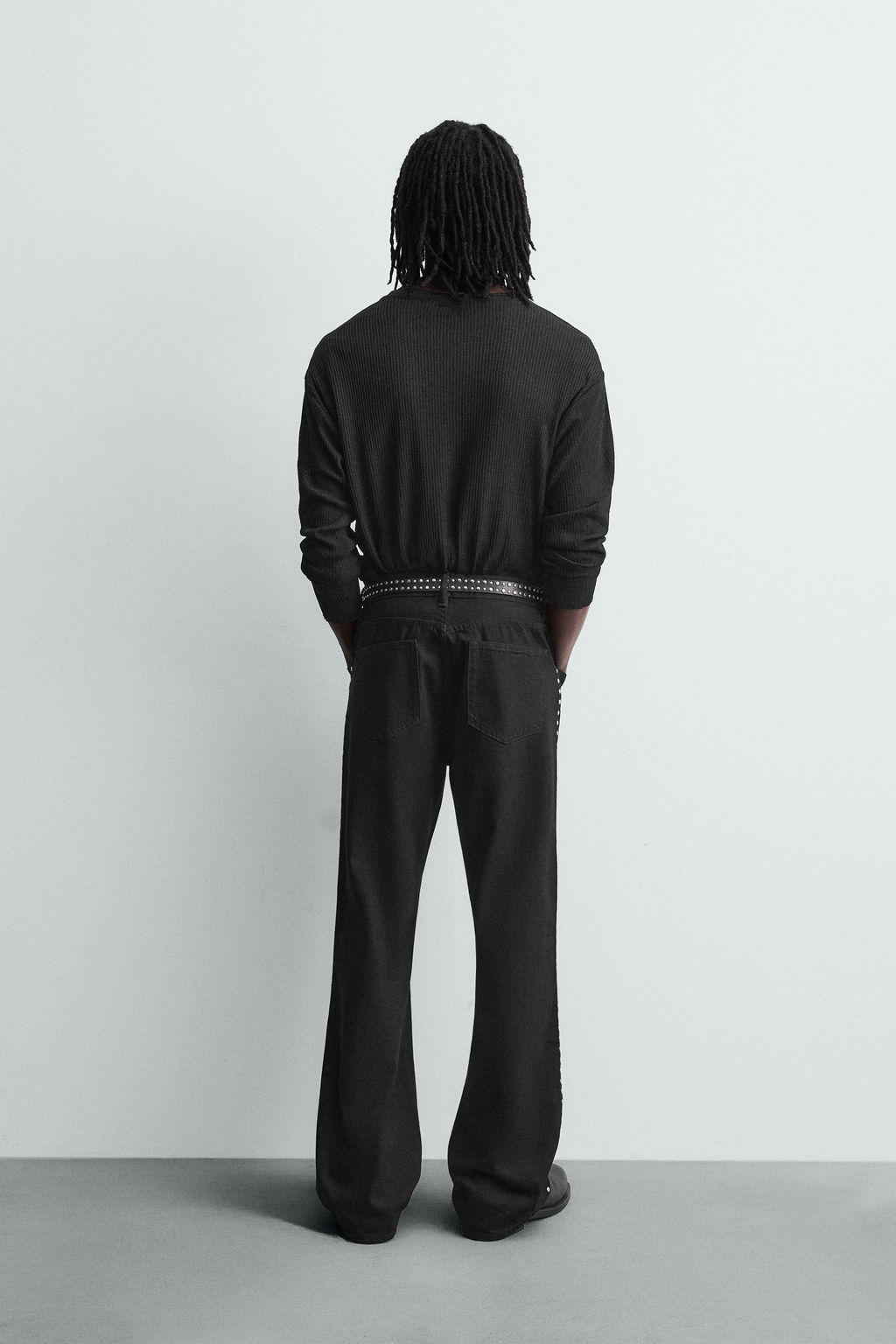 FLARE FIT JEANS WITH STUDS - Zara фото 3