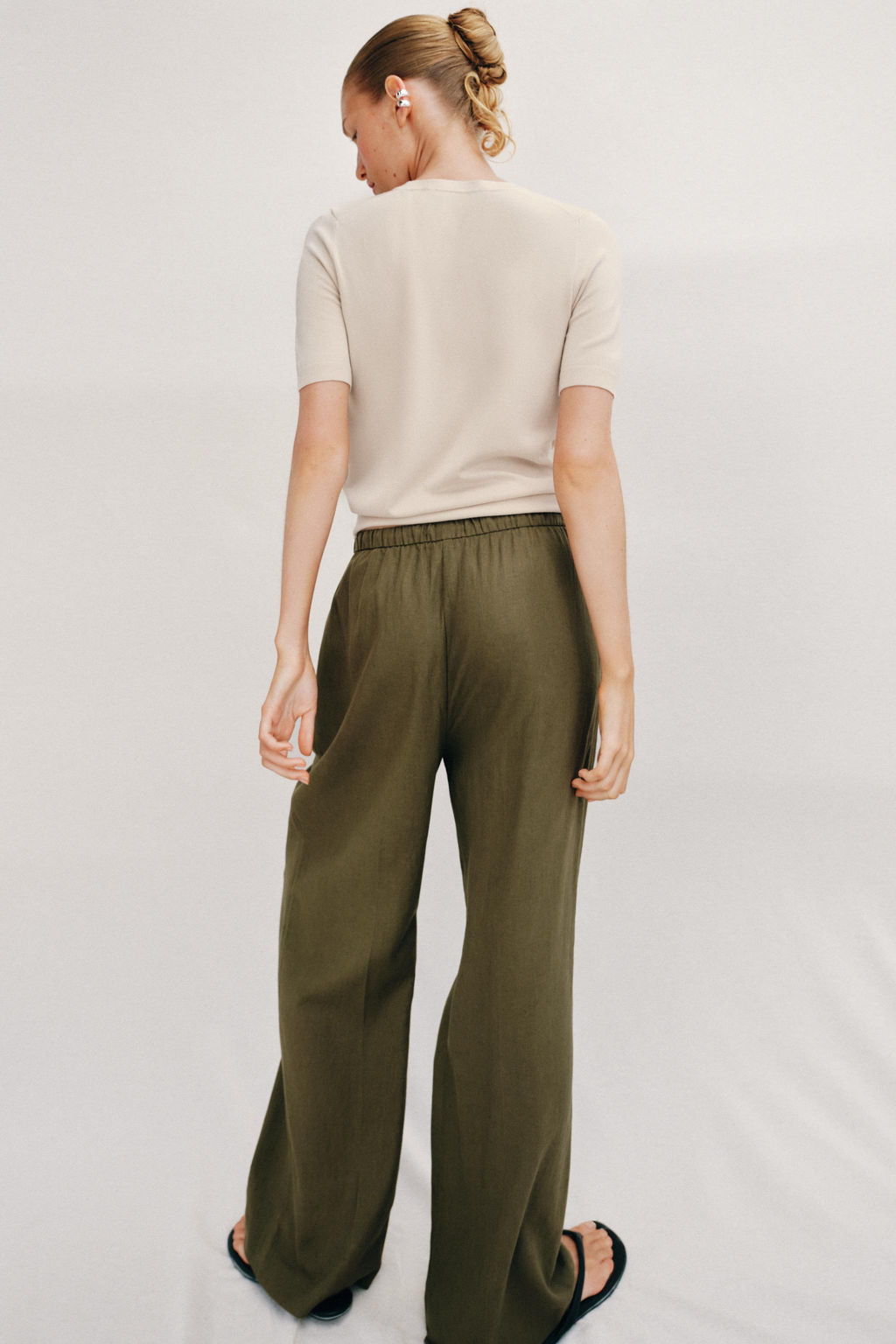 PANTAL?N RECTO CON LINO / Khaki - Zara фото 5