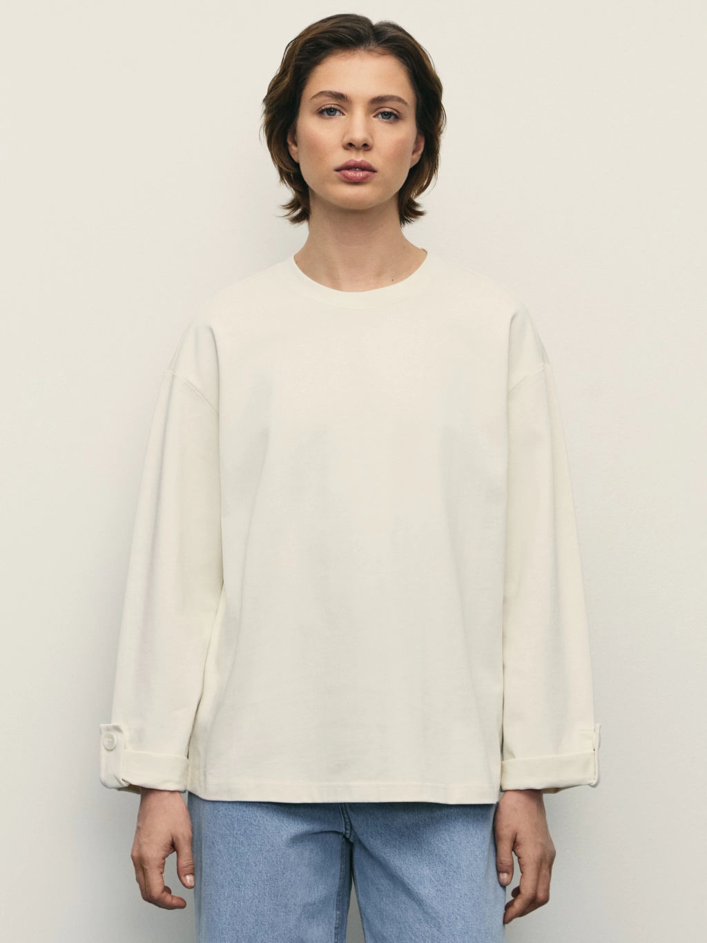 Лонгслив из хлопка с патами на рукавах / Zarina  фото 3