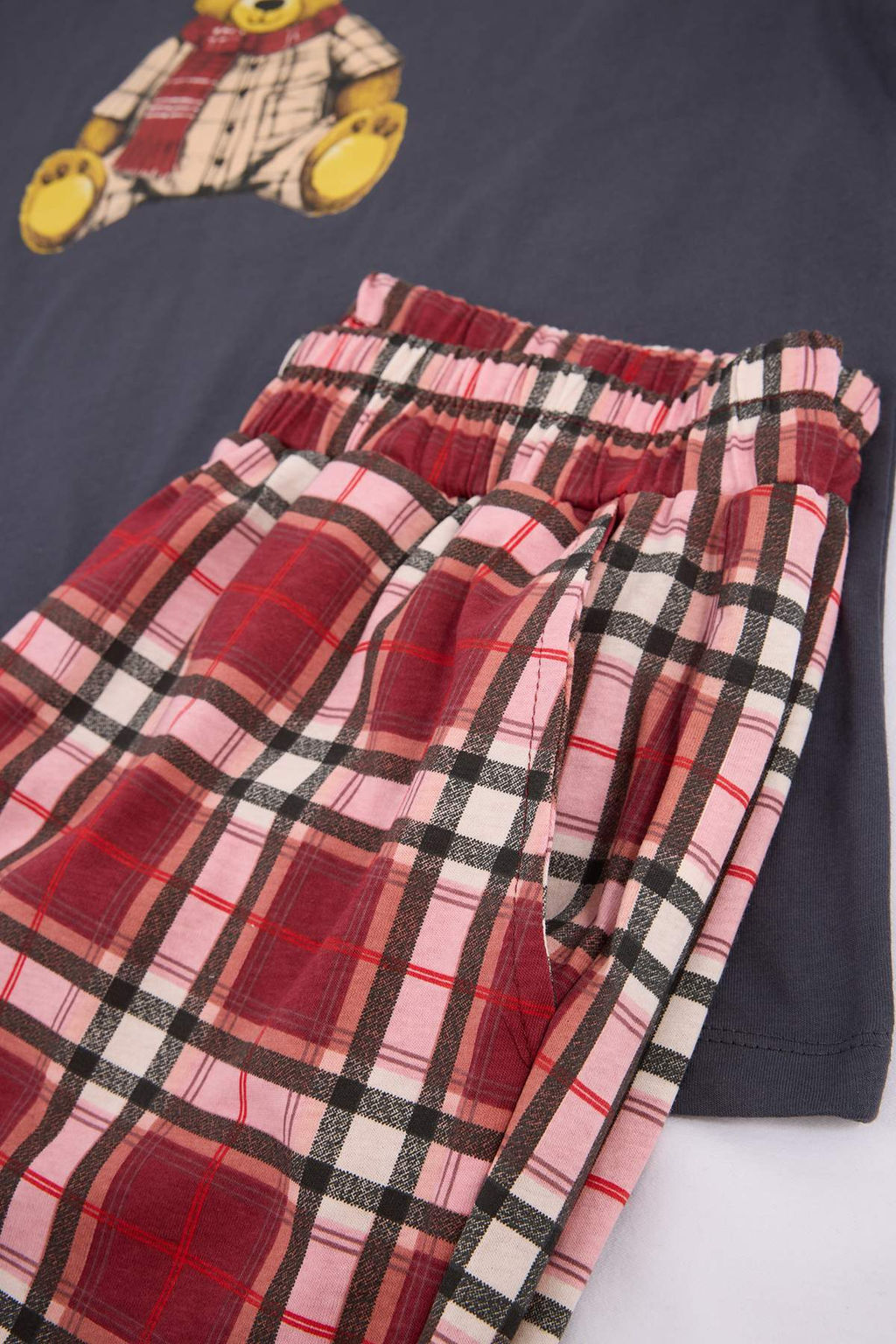Пижама Trendyolmilla Bordo Regular Fit бордовая в клетку
