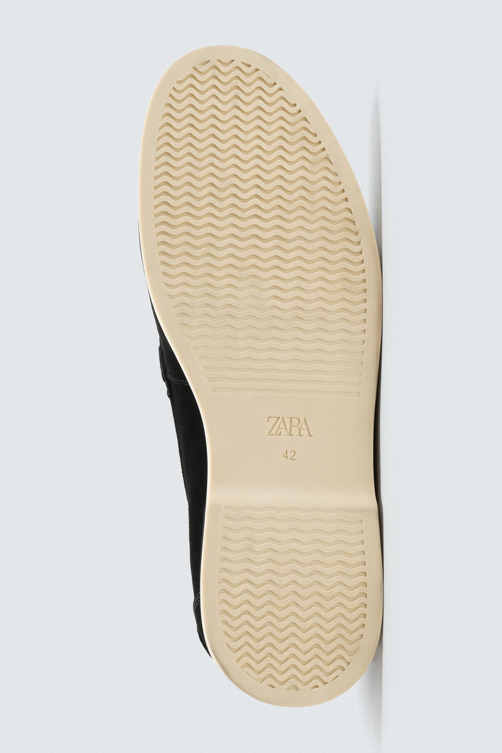 MOCAS?N PIEL CASUAL / Negro - Zara фото 4