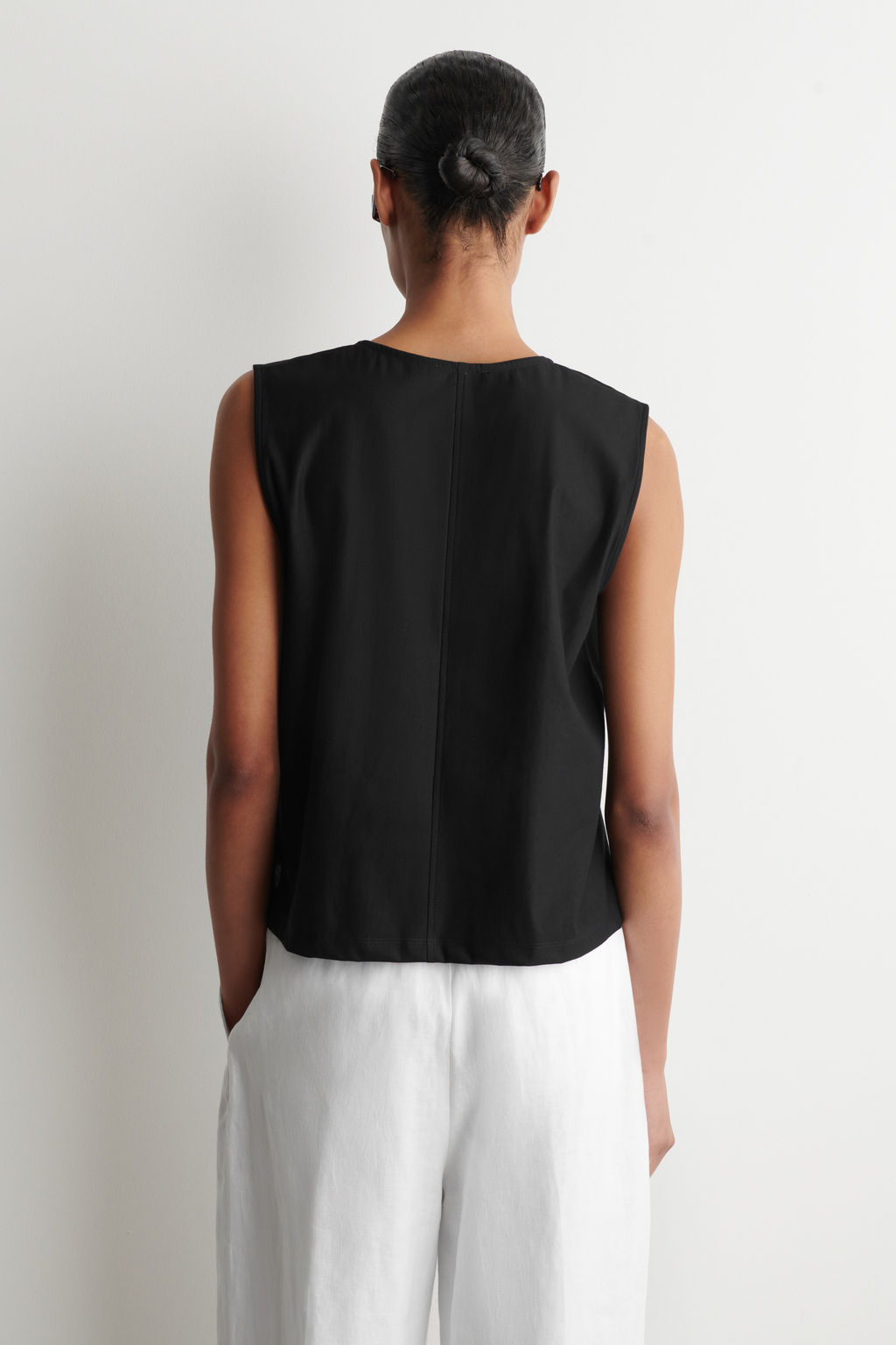 TOP SIN MANGAS CON CUELLO FRUNCIDO - H&m фото 6