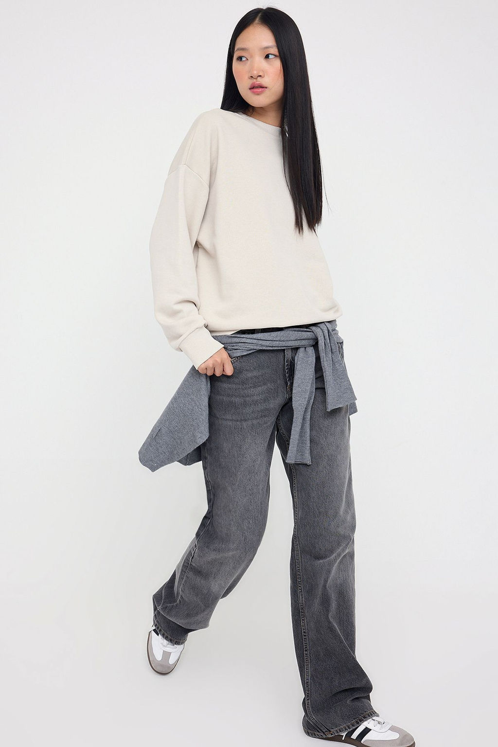 Tas Oversize/Bol Kesim Bisiklet Yaka Kal?n Sardonsuz Orme Sweatshirt TWOAW26SW00029