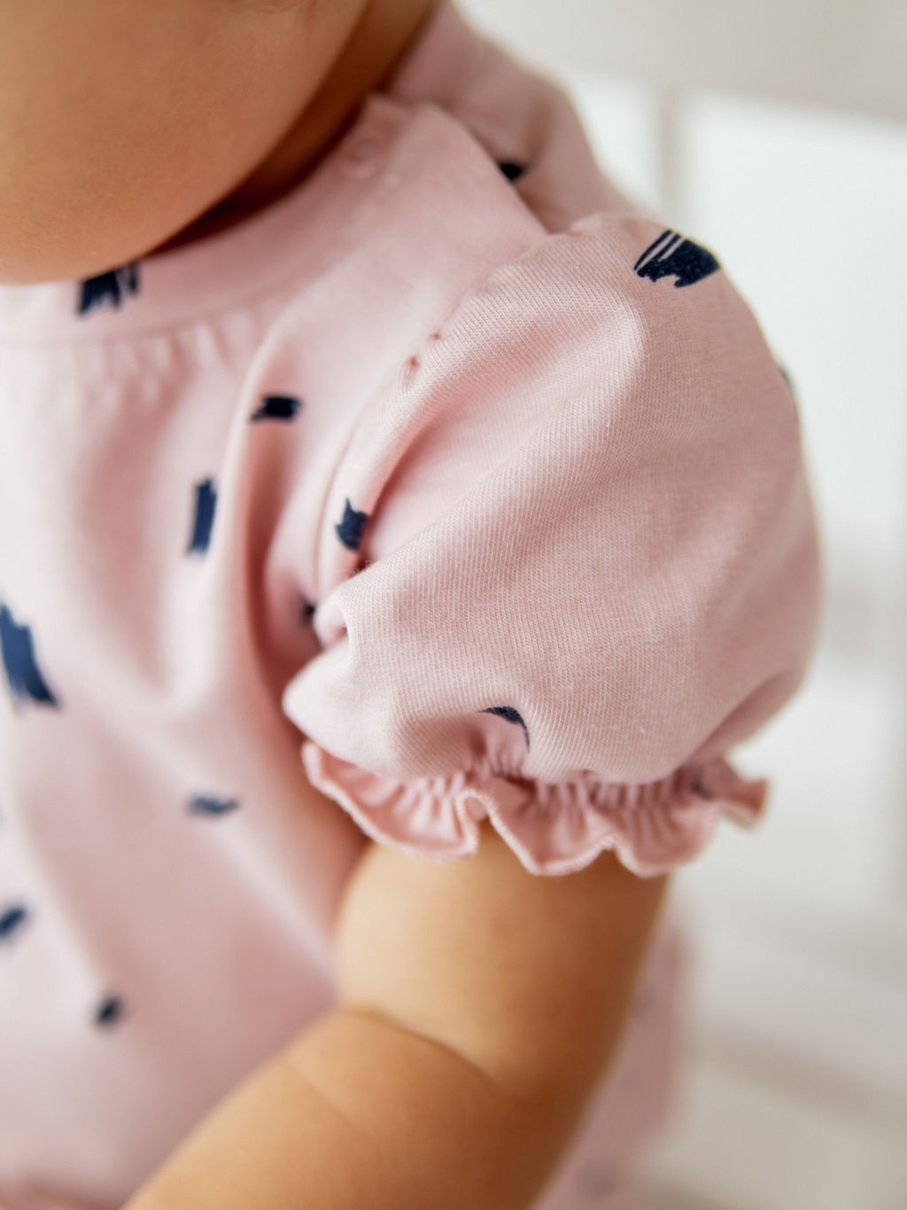 Футболка с рукавом-фонариком "Дымчатая роза" 0+