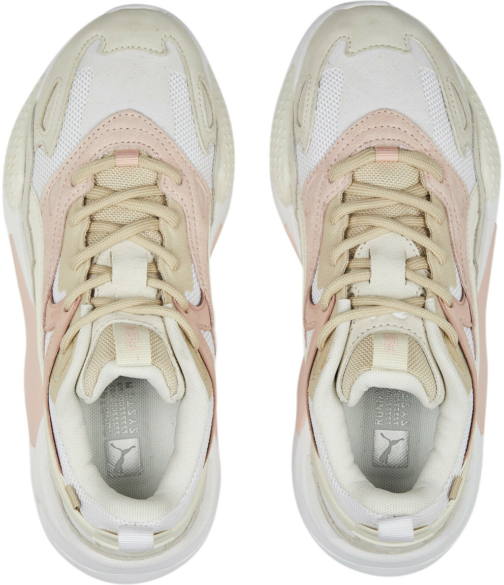 Кроссовки взрослые