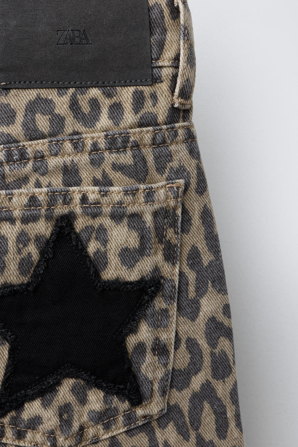 ANIMAL PRINT WIDE-LEG JEANS WITH STARS - Zara фото 4