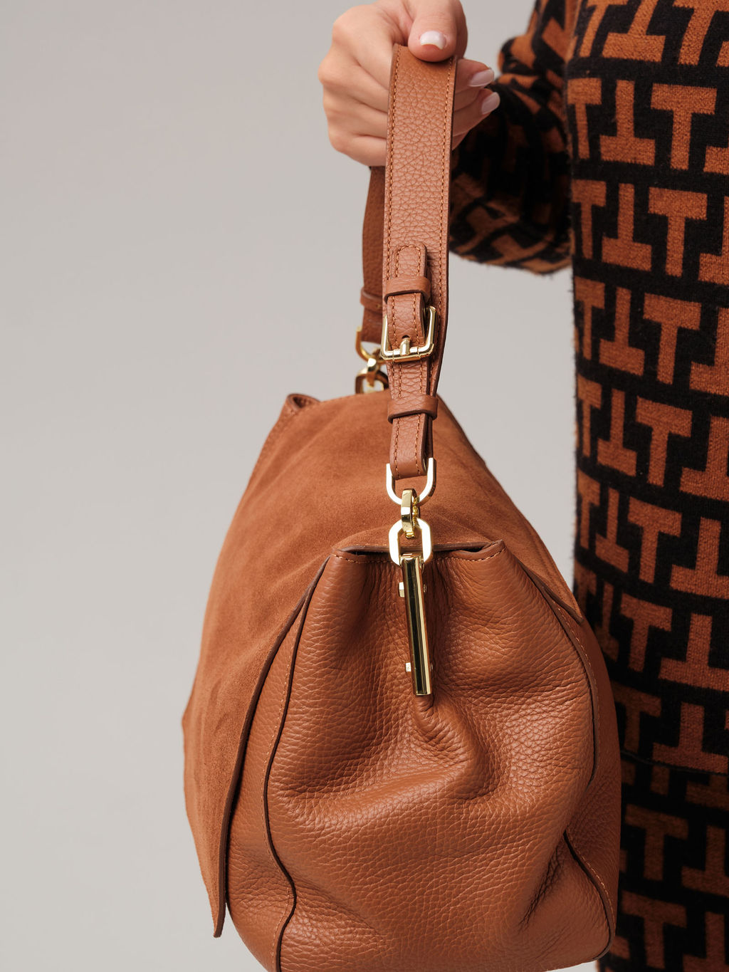 Сумка Deboro 31066 коричневый камень