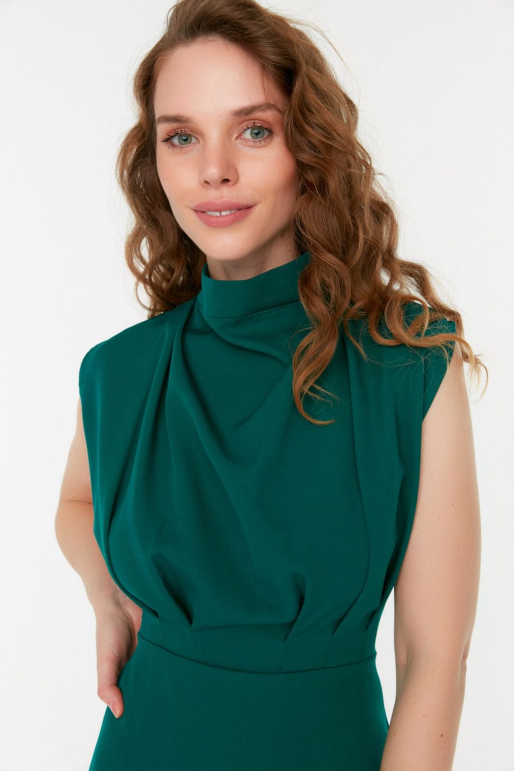 TRENDYOLMILLA Bordo Vucuda Oturan Dik Yaka Midi Kalem Etek Dokuma Elbise TWOAW20EL0311  фото 36