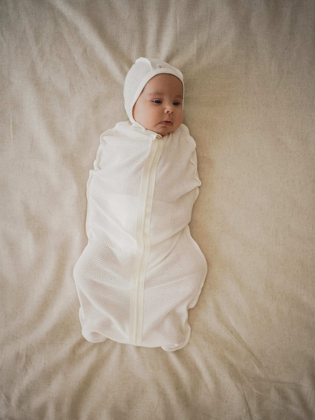 Пеленка-кокон Молоко из ажурного хлопка 0+ - Bungly фото 5