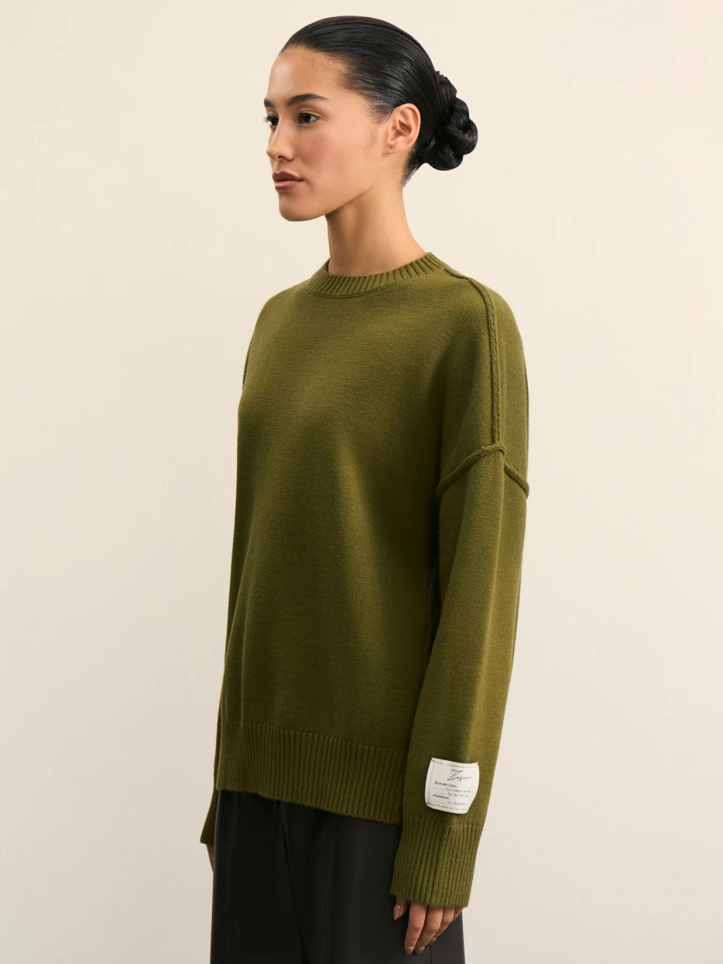 Джемпер с декоративной нашивкой / Zarina  фото 4