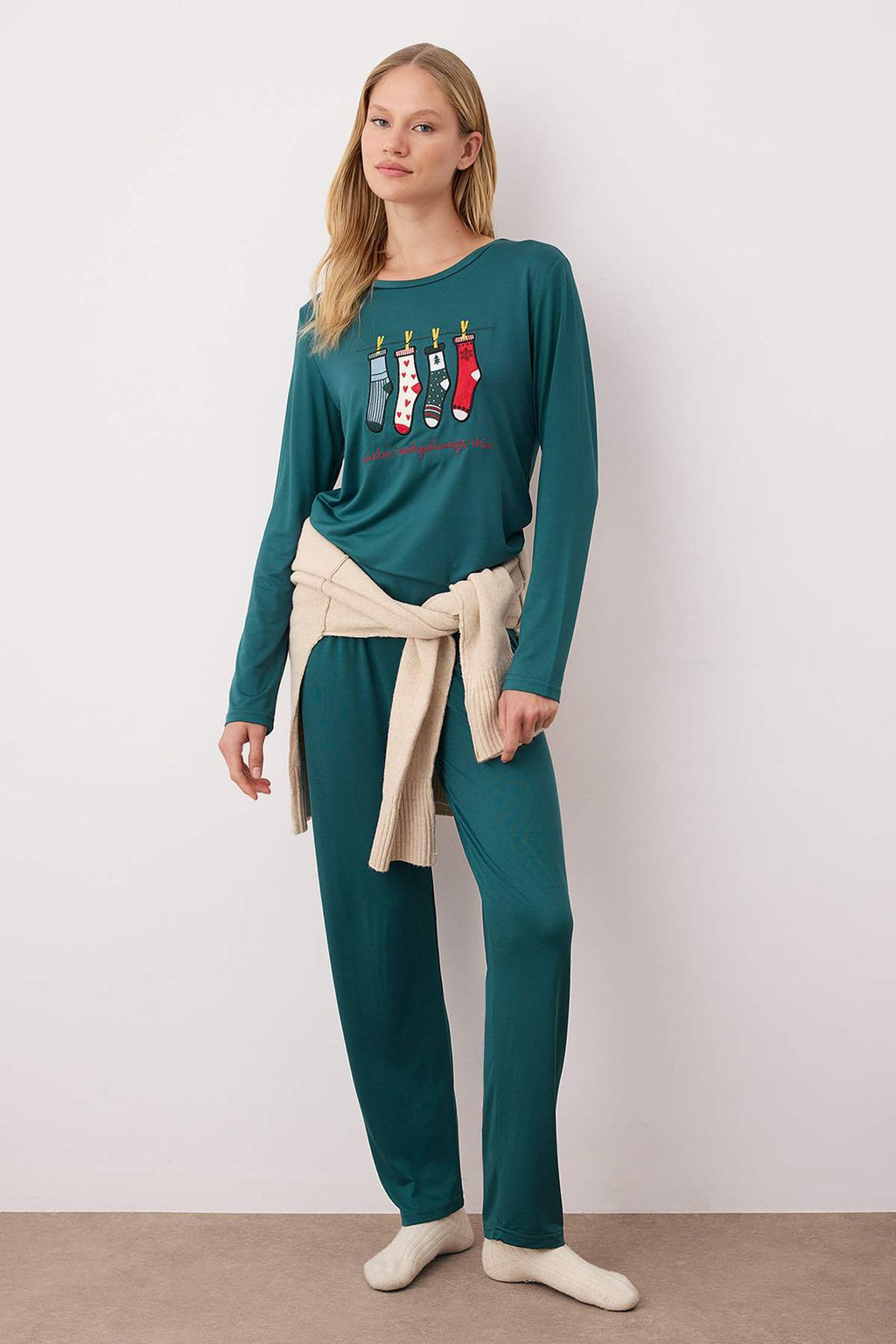 Yesil Eglenceli Nak?sl? Yumusak Tuse Orme Pijama Tak?m? THMAW26PT00188