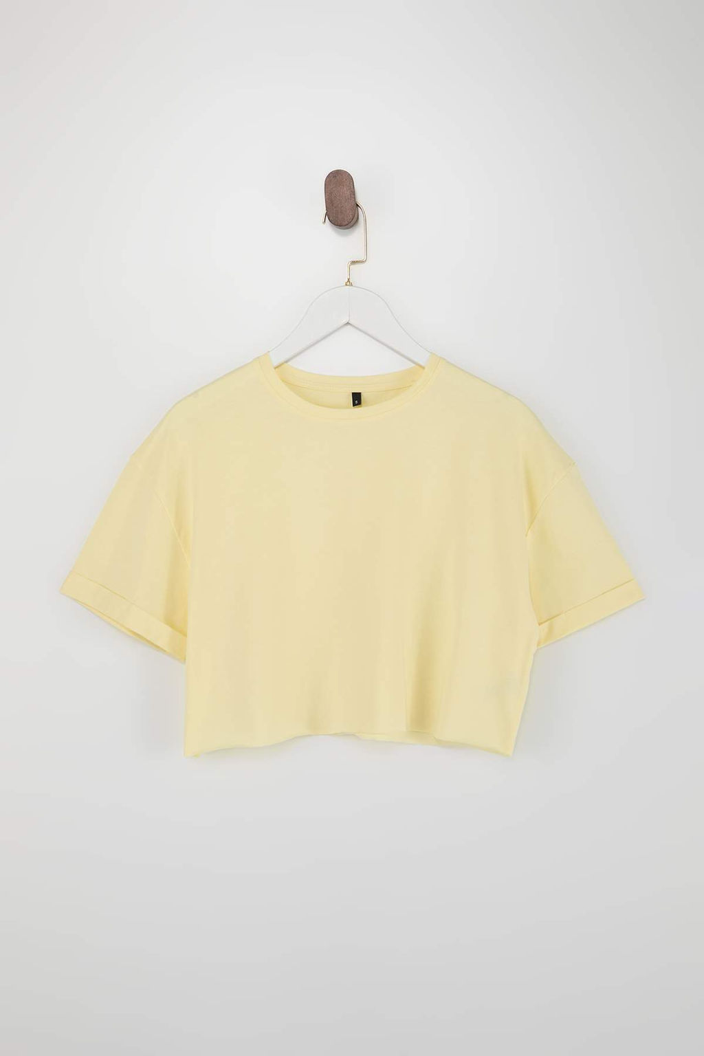 Sar? Boxy Dusuk Kol K?sa Kollu Crop/K?sa %100 Pamuk Orme T-Shirt TWOSS26TS00183