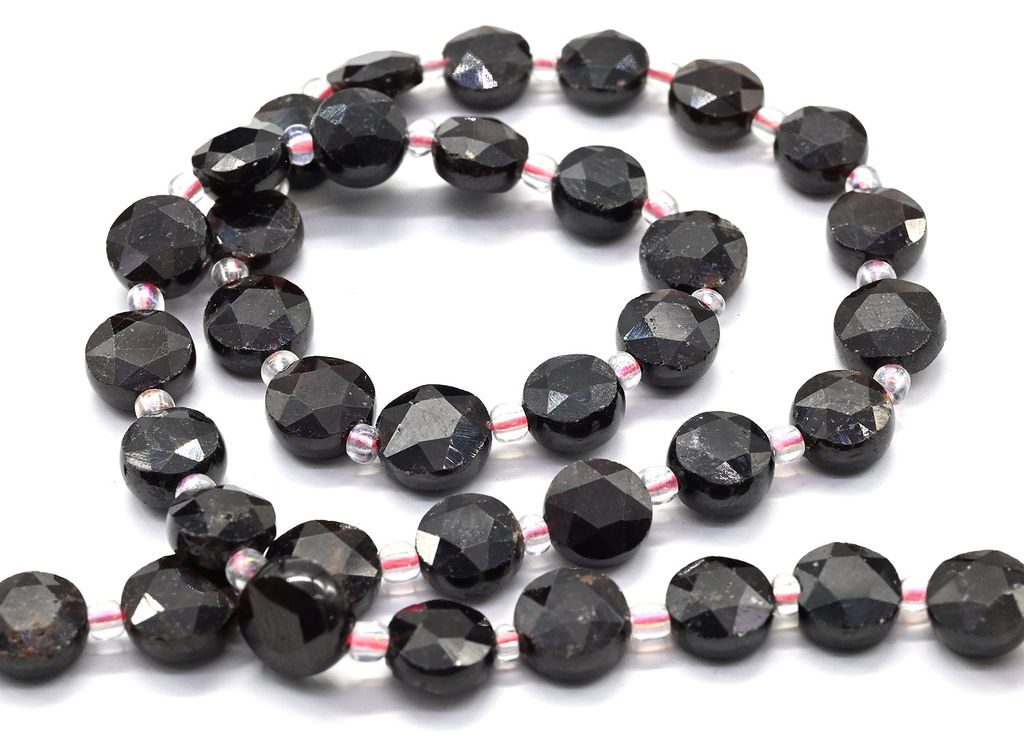 Бусины из граната круг с огранкой 8мм, 37см, 37 бусин Радуга камня