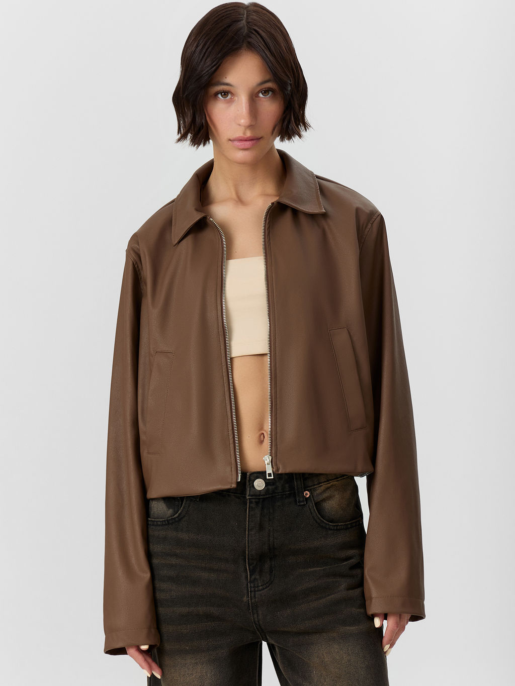 Куртка женская коричневая укороченная