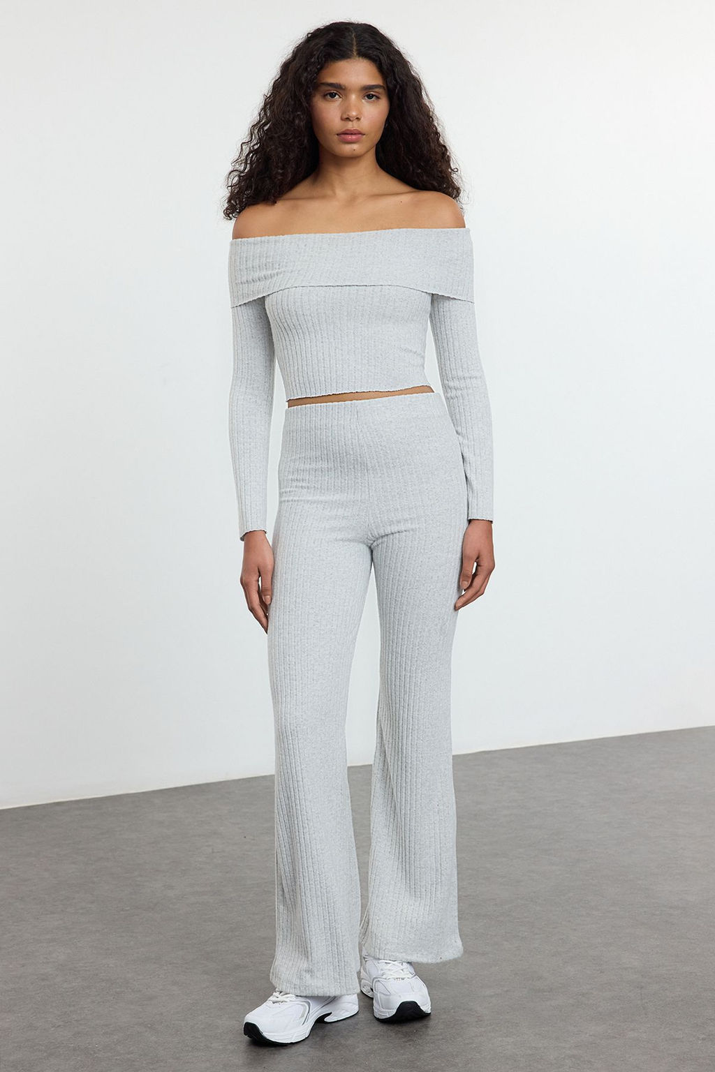 TRENDYOLMILLA Gri Melanj Yuksek Bel Esnek Fitilli Orme Pantolon TWOAW25PL00111 фото 2
