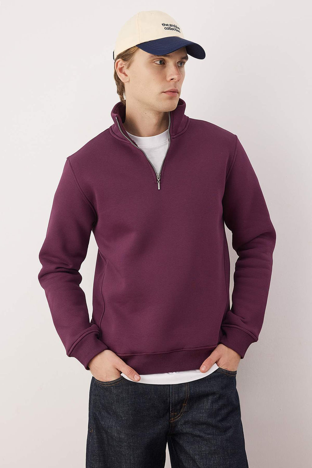 Murdum Regular/Normal Kesim Dik Yaka Fermuarl? S?cak Tutan Basic Sweatshirt TMNAW24SW00041