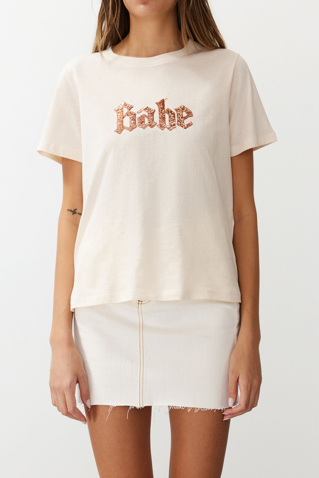 TRENDYOLMILLA Tas Payet Nak?sl? Basic Kal?p Orme T-Shirt TWOSS24TS00045  фото 5