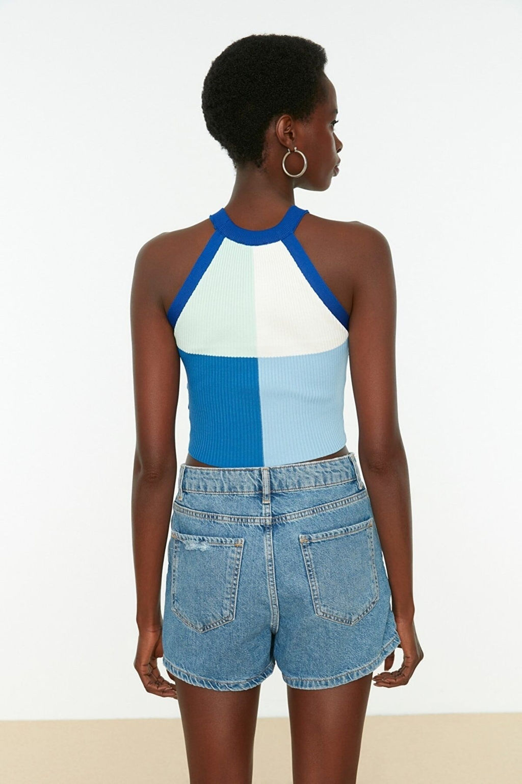 Mavi Crop Renk Bloklu Ince Bluz TWOSS22BZ0402