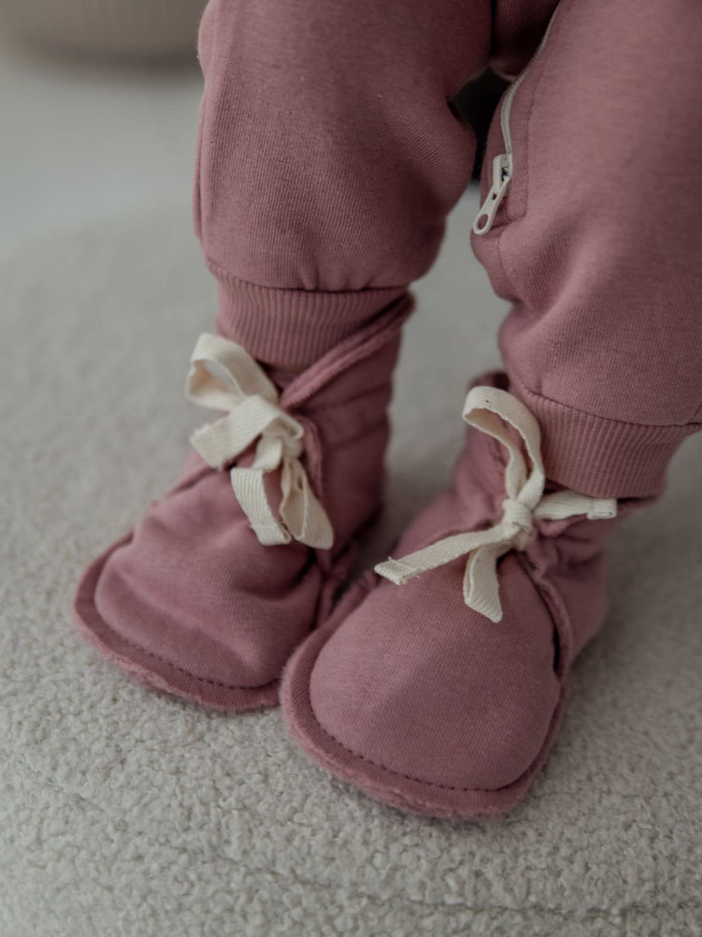 Моксы Дымчатая роза утепленные 0+ - Bungly фото 4