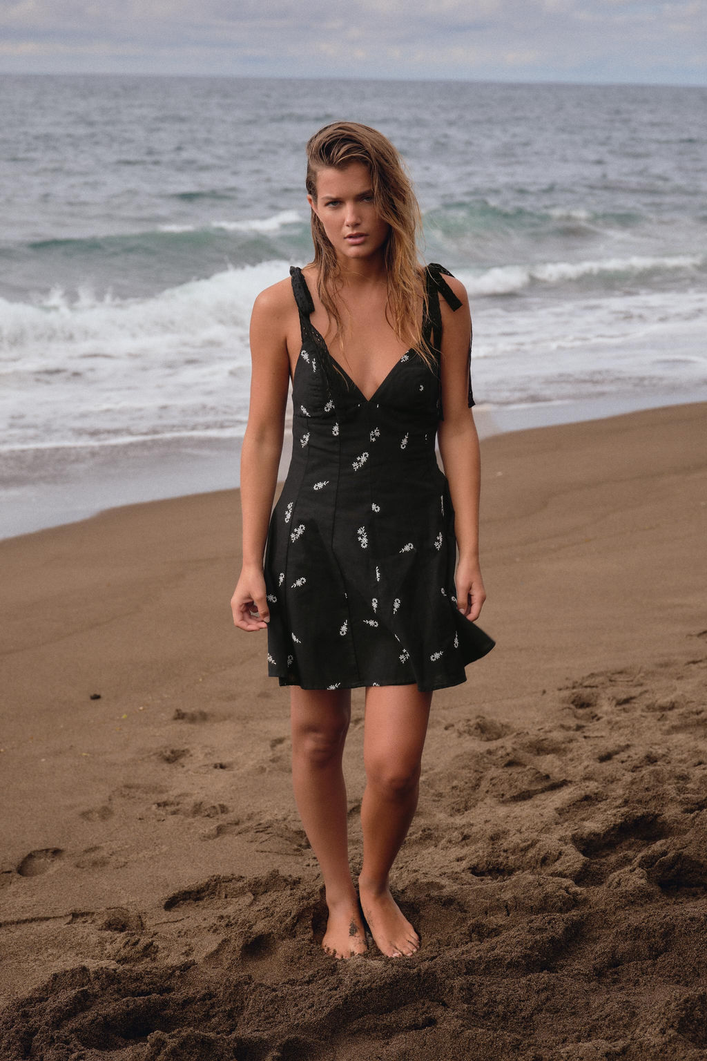 EMBROIDERED FLORAL SHORT DRESS - Zara фото 8