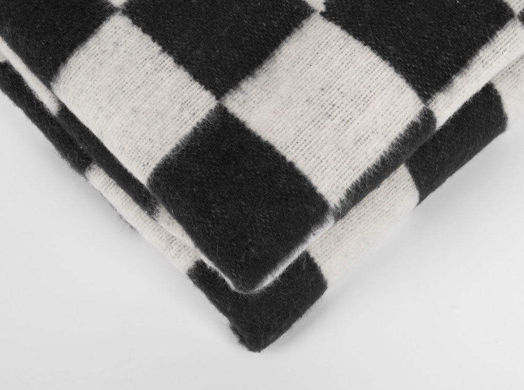 Одеяло байковое 100*140 "Клетка" цв. черный (Россия ВВТ)