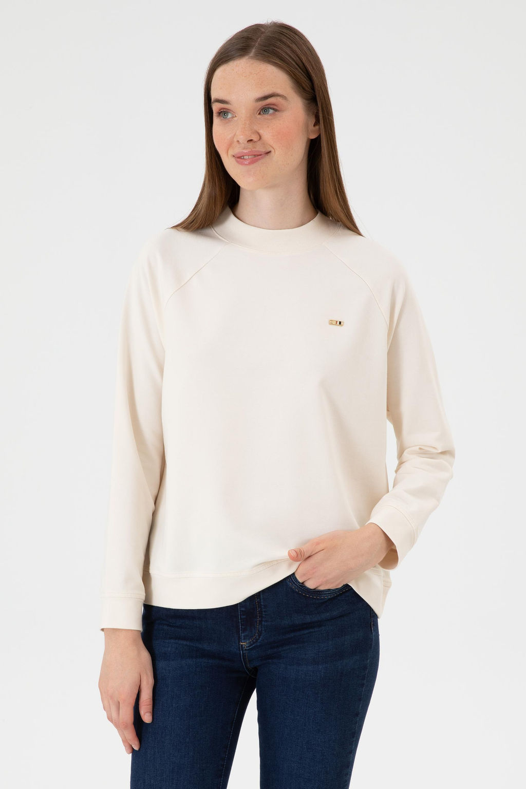 Kad_n Krem Regular Bisiklet Yaka Basic Sweatsh_rt