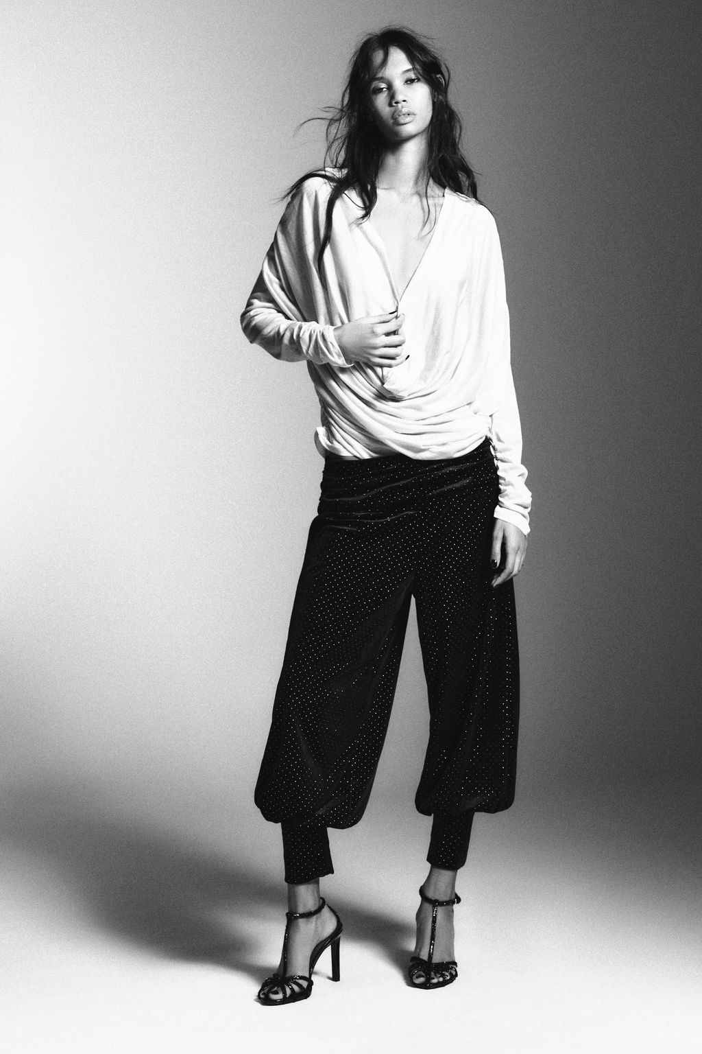 SHINY VELVET BAGGY TROUSERS