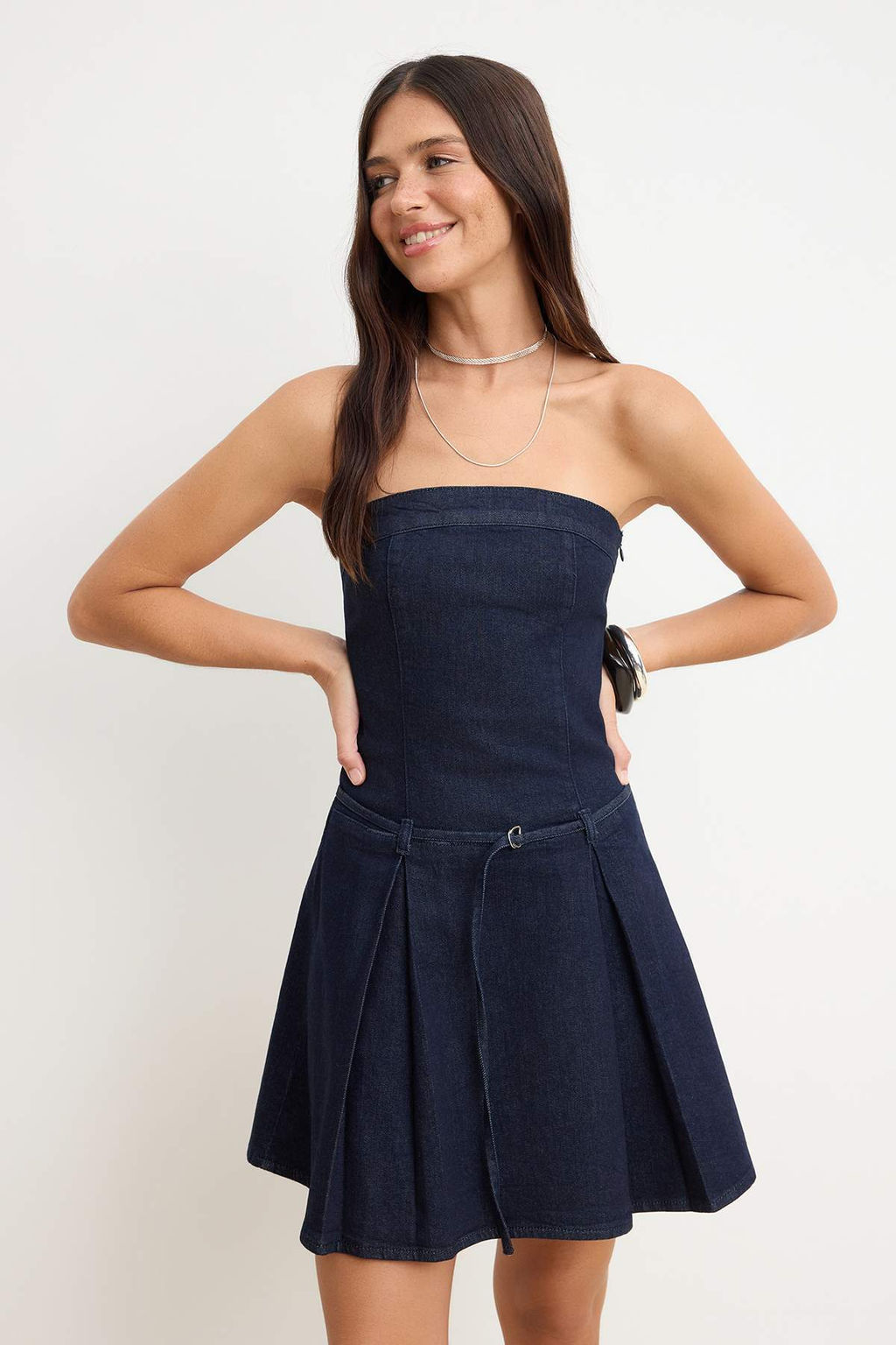 Koyu Mavi Kemer Detayl? Straplez Az Esnek Mini Denim Elbise TWOSS26EL00555 - Trendyolmilla фото 2
