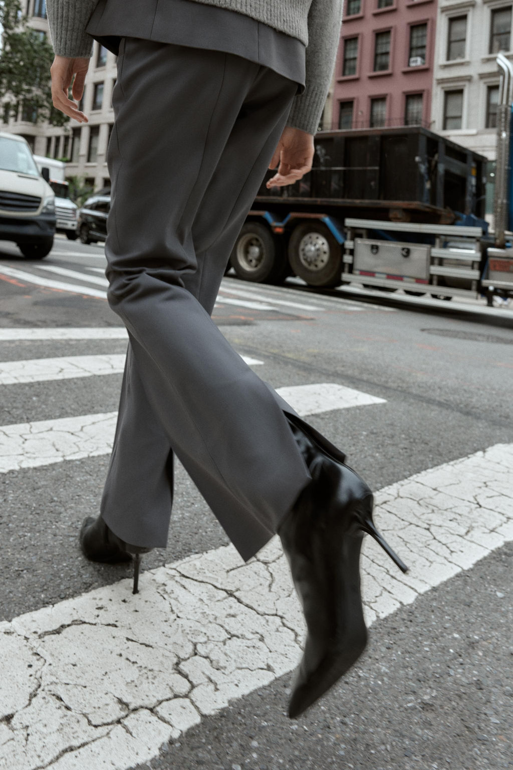 FLARE TROUSERS WITH VENTS - Zara фото 4