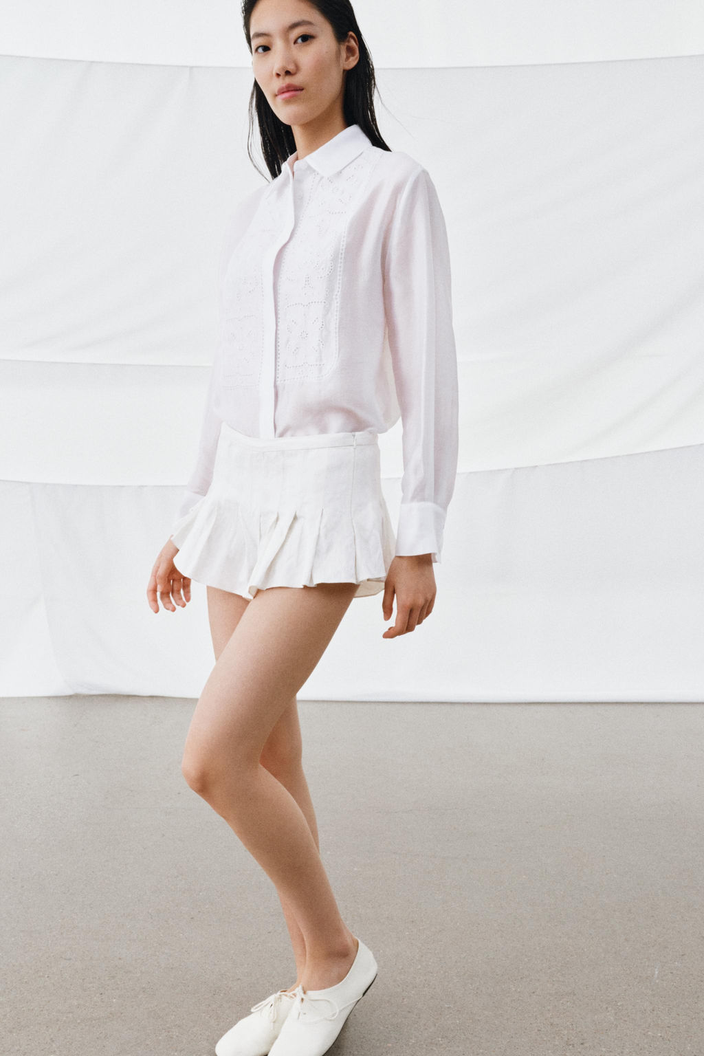 CAMISA FLUIDA BORDADOS ZW COLLECTION / Blanco - Zara фото 2