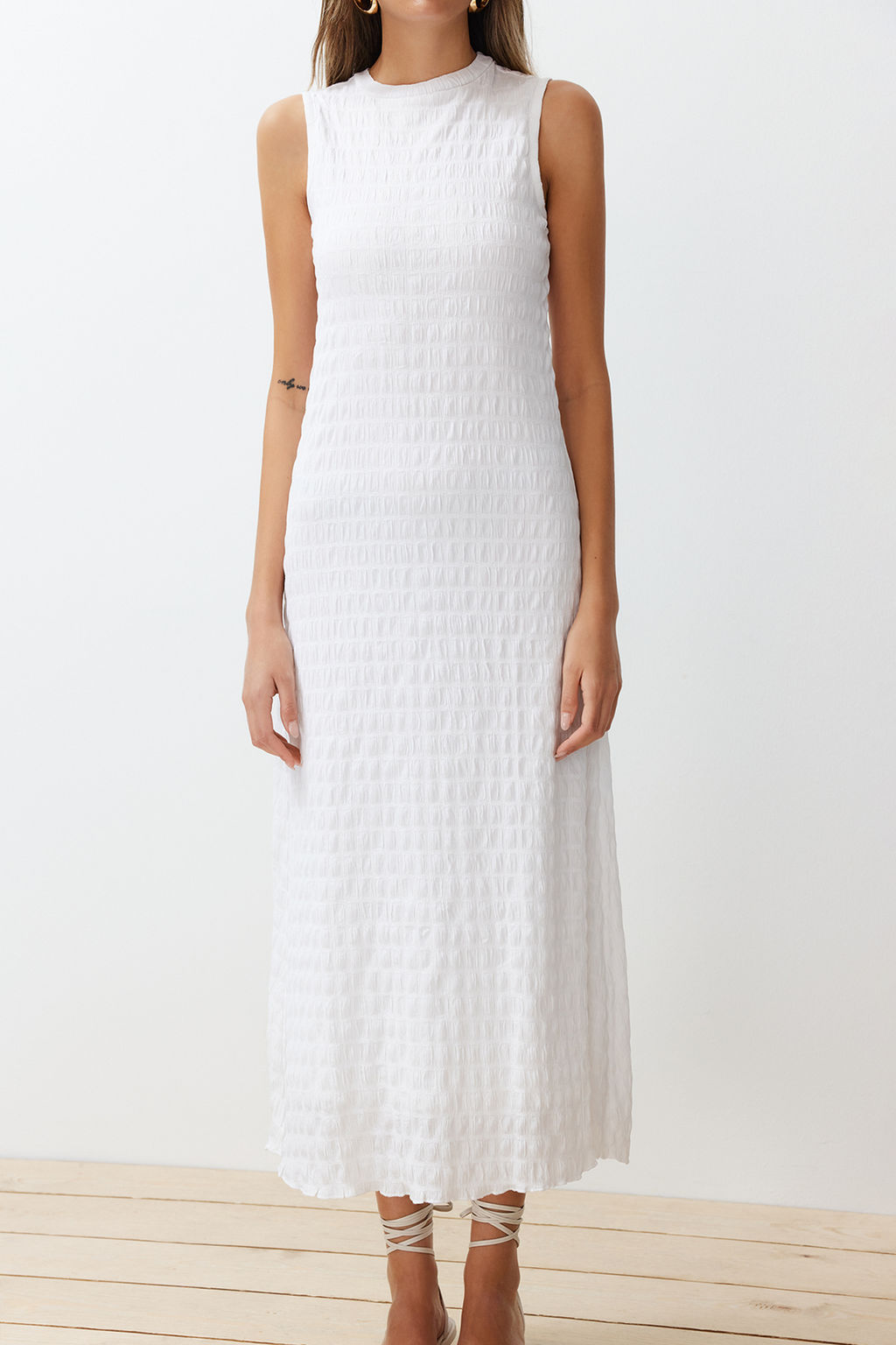 TRENDYOLMILLA Beyaz Duz Dokulu A Kesim/Can Form Bisiklet Yaka Dokulu Maxi Elbise TWOSS24EL00683 фото 5