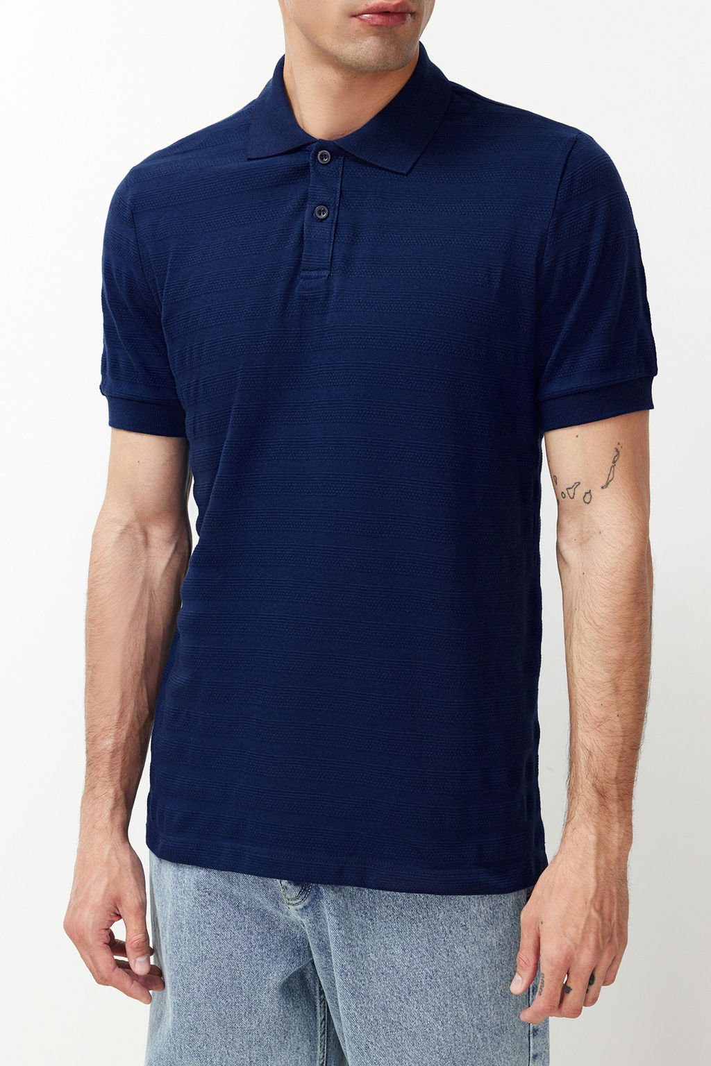 Lacivert Regular/Normal Kesim Dokulu Polo Yaka T-Shirt TMNSS24PO00042