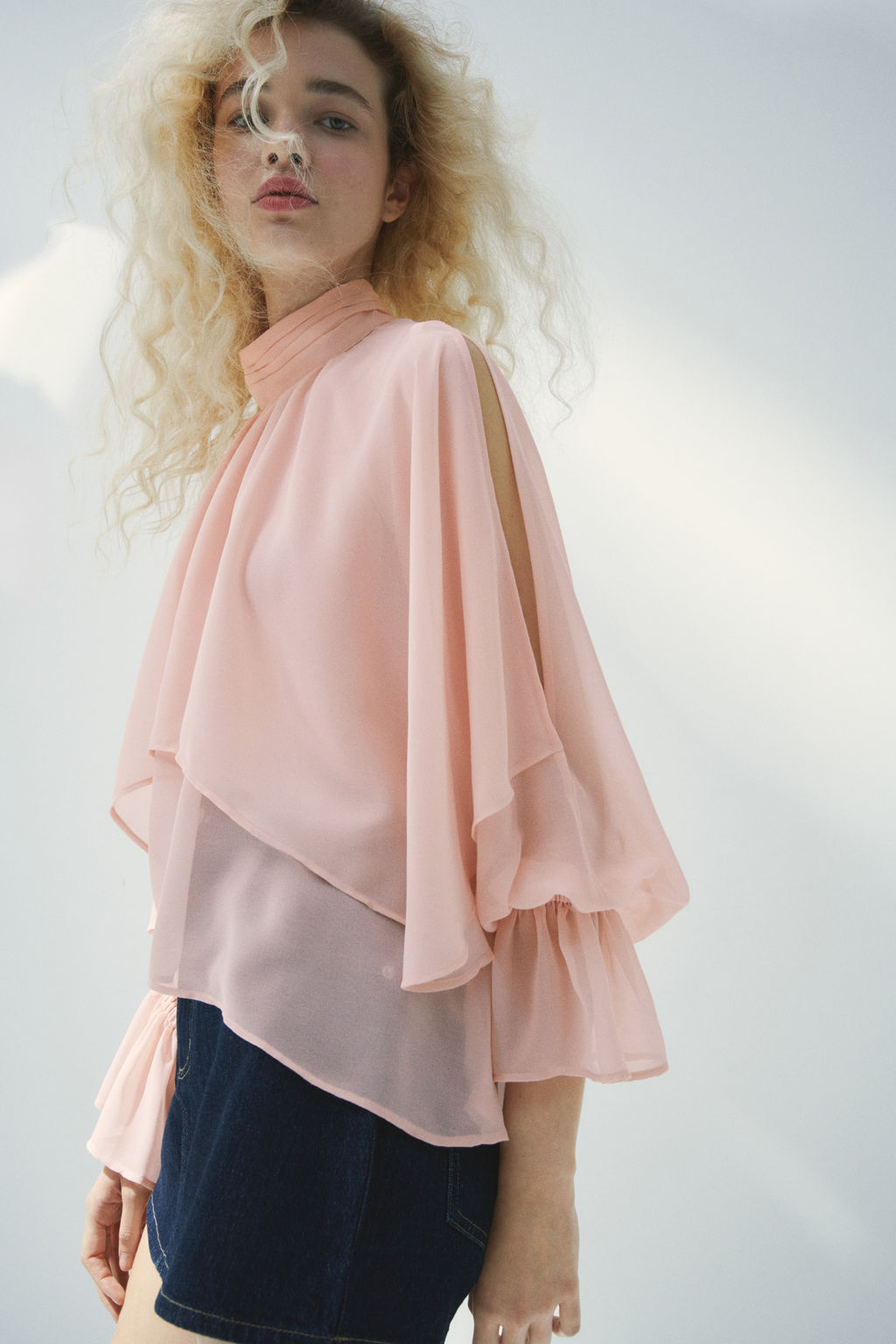 Blusa de volantes con detalle efecto capa - H&m фото 2