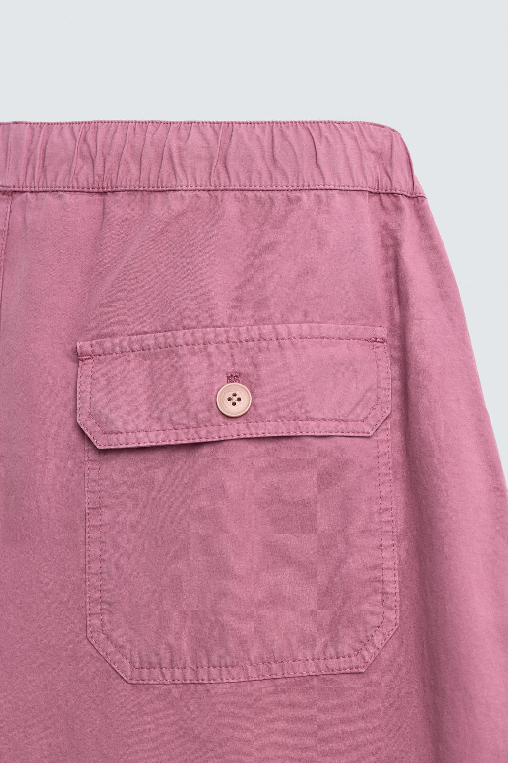 BERMUDA LAVADA REGULAR FIT / Rosa