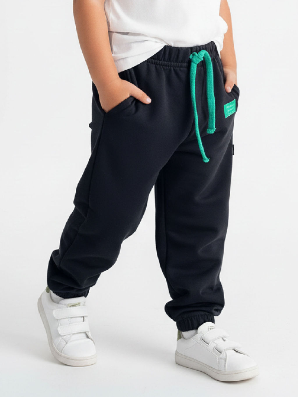 Спортивные штаны на резинке 22-0517 черный|зеленый - Mini maxi фото 3