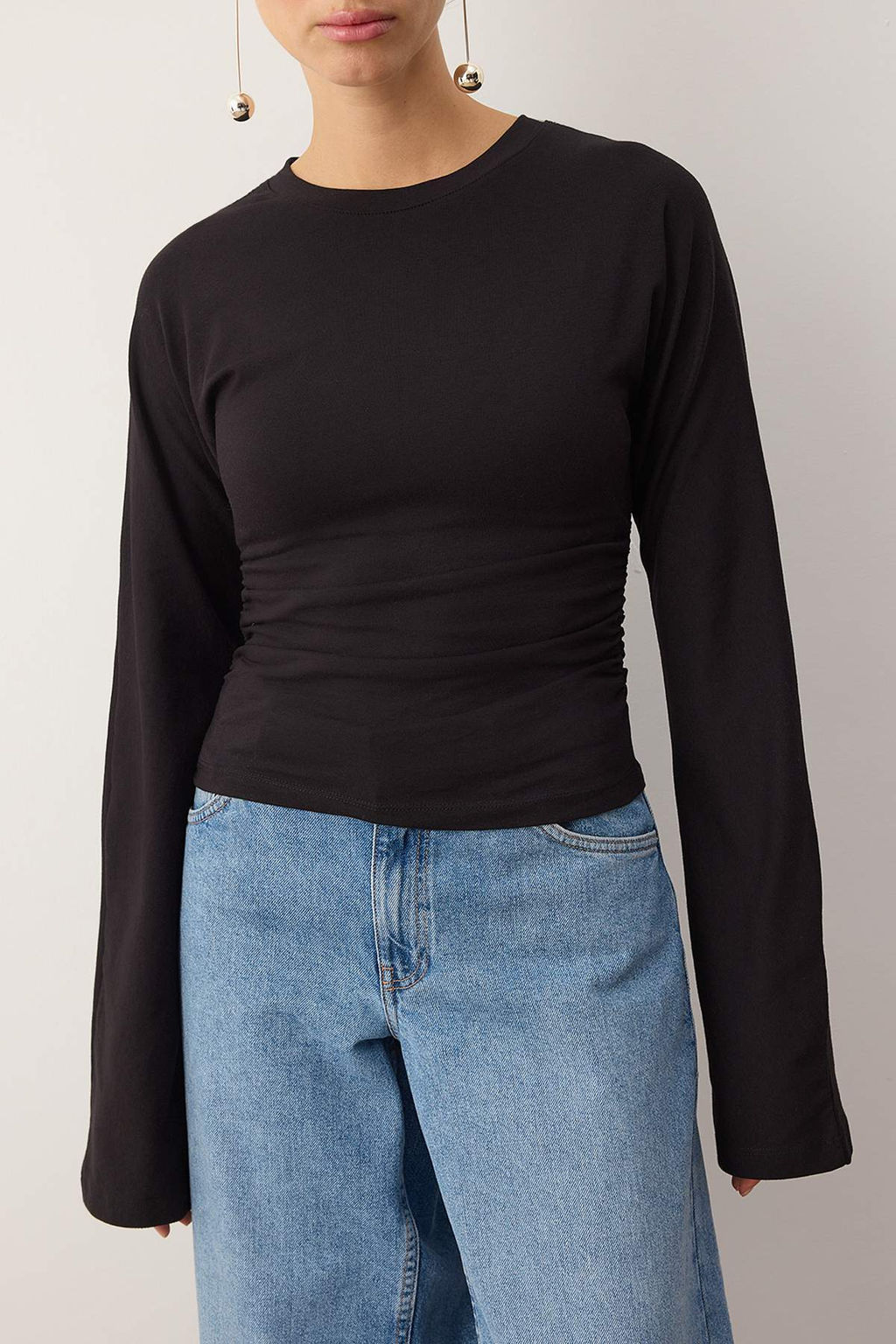 Siyah Ispanyol Kol Buzgu Detayl? Regular/Normal Kal?p Orme Bluz TWOAW26BZ00293