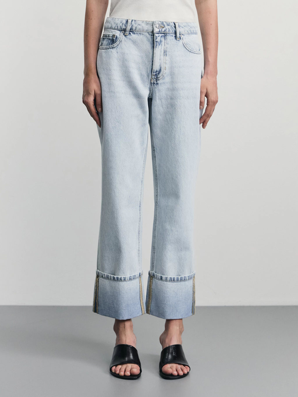 Джинсы straight с подворотами / Zarina  фото 2