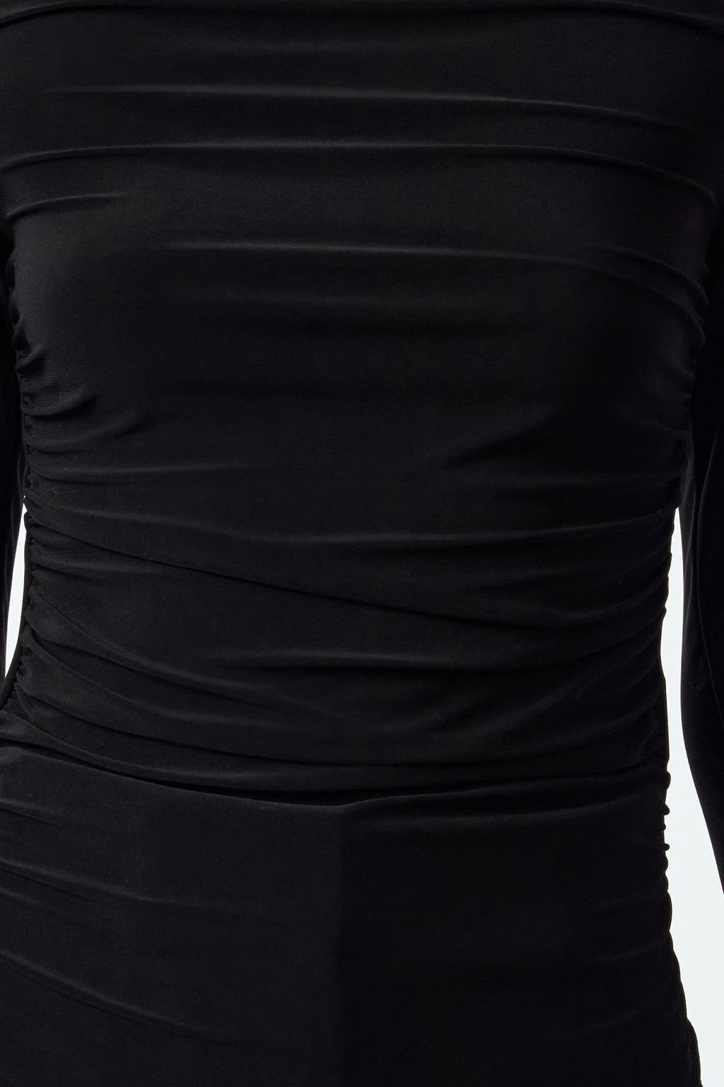 Siyah Kay?k Yaka Drapeli Vucuda Oturan Esnek Orme Bluz TWOAW25BZ00109