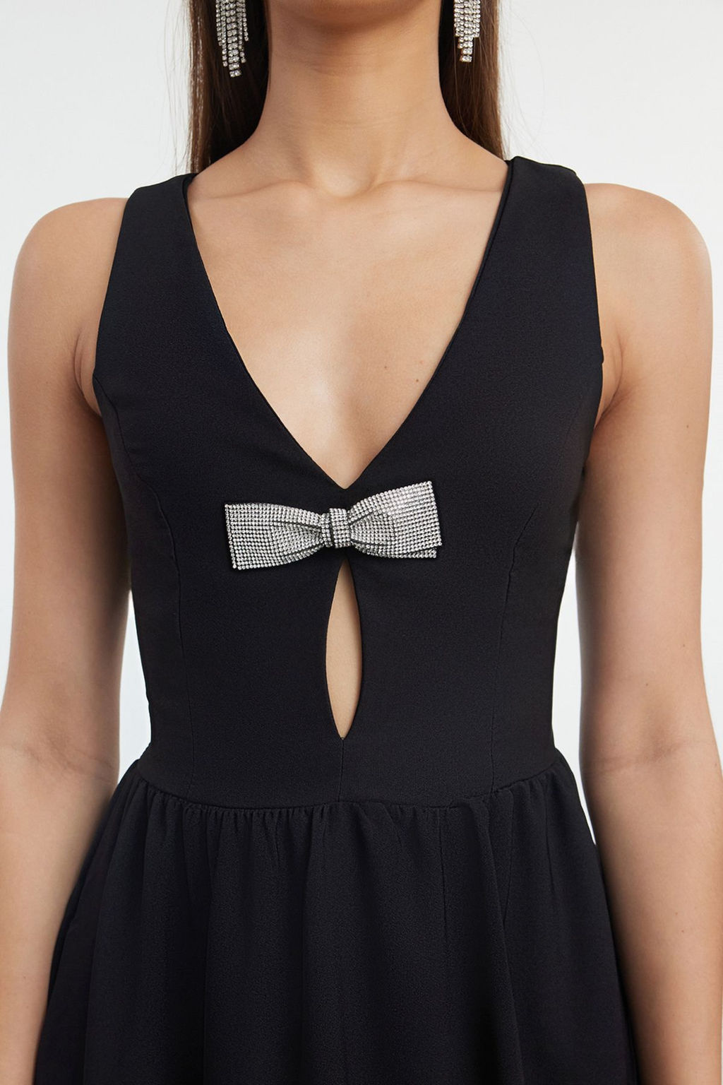 Siyah Fiyonk Detayl? Dokuma S?k Uzun Abiye & Mezuniyet Elbise TPRAW25AE00009