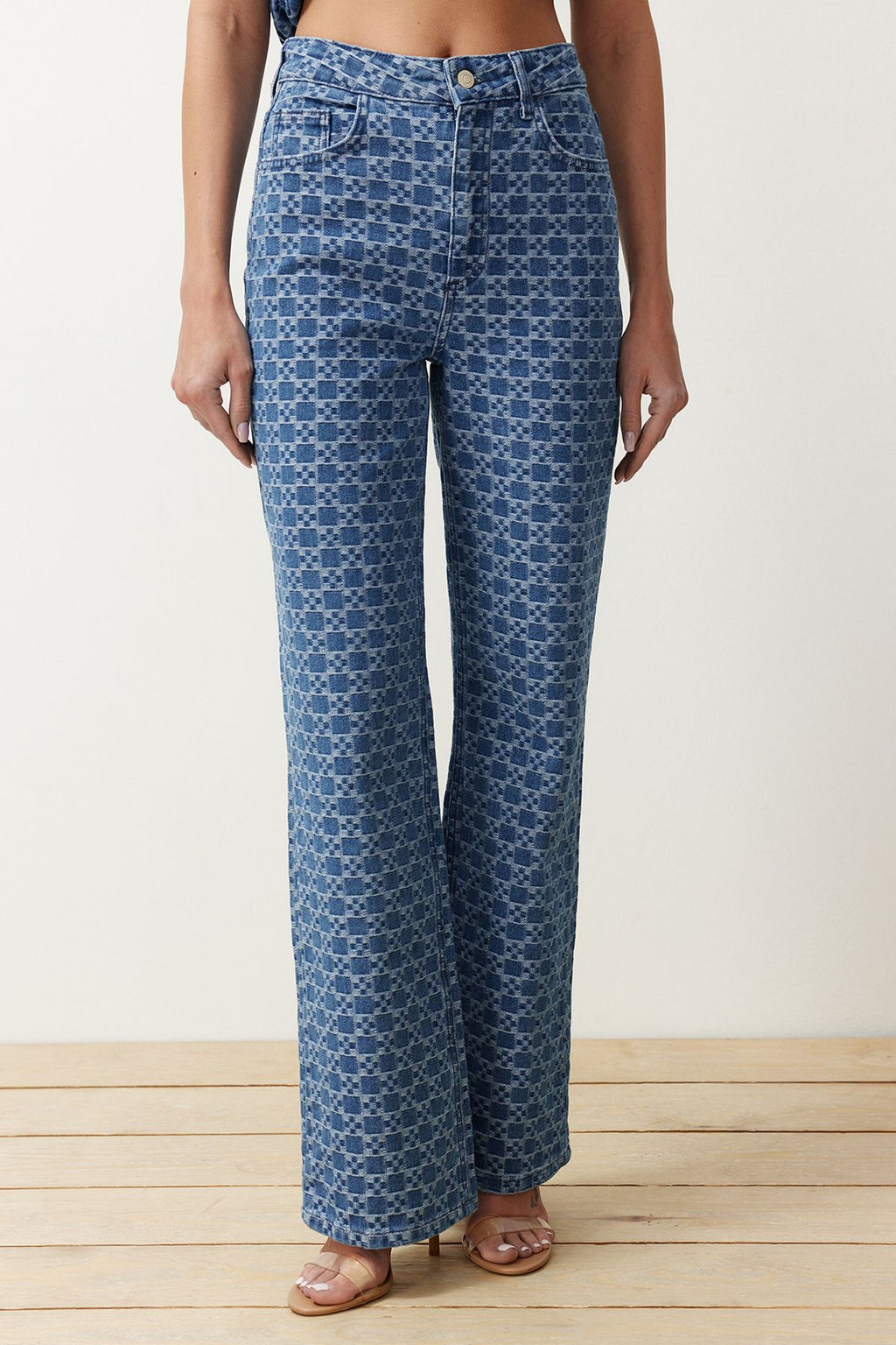 Siyah Desenli Yuksek Bel Wide Leg Jeans TWOSS24JE00278 - Trendyolmilla фото 12