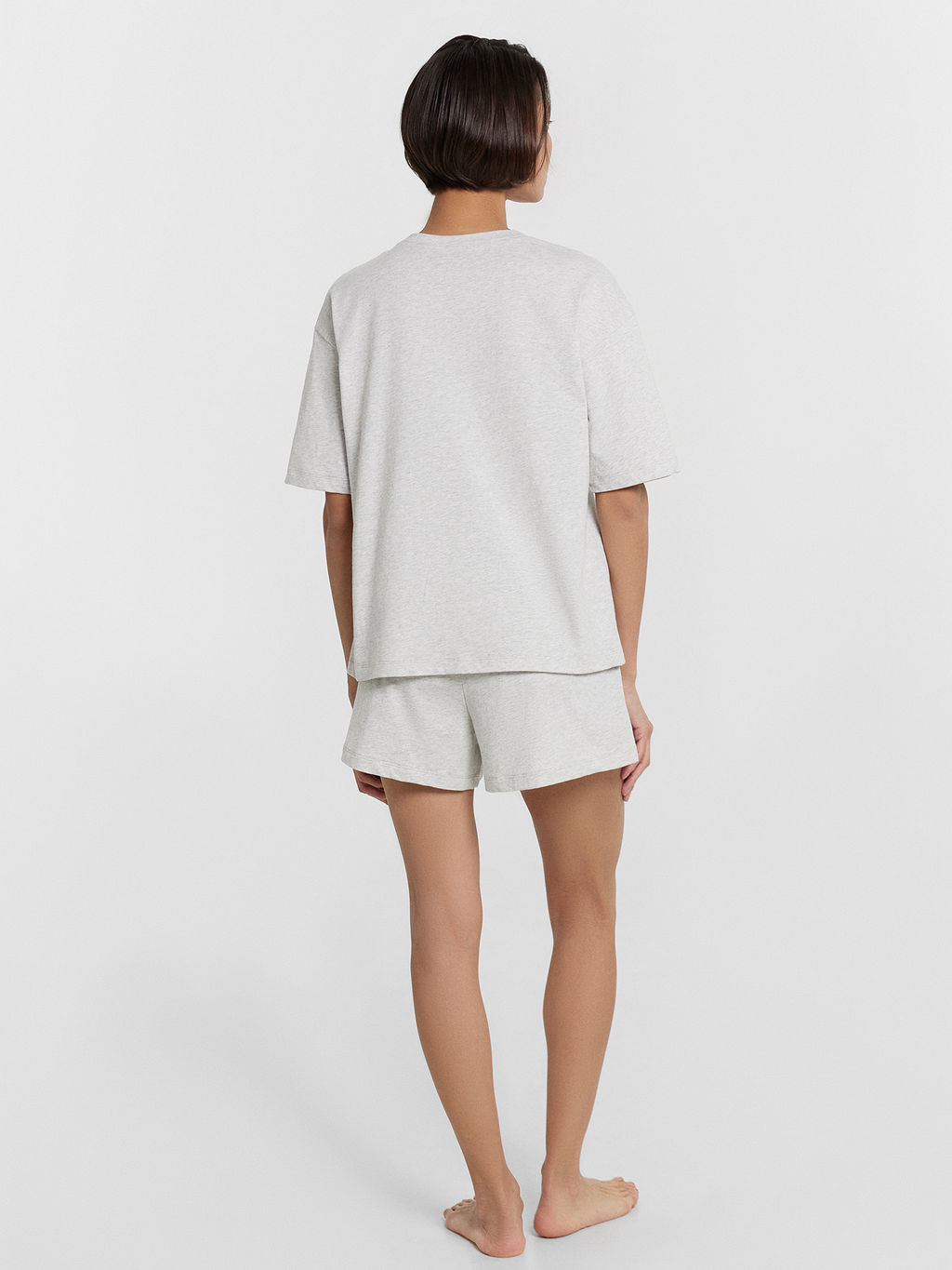 Комплект домашний Mark Formelle x Ольга Бузова серый с надписью "Зачем переживать, если можно не переживать"