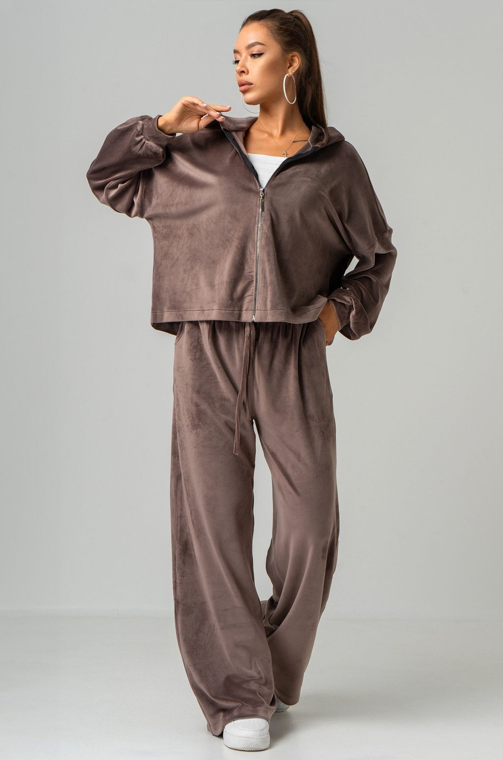 Женский костюм оверсайз из велюра Happyfox