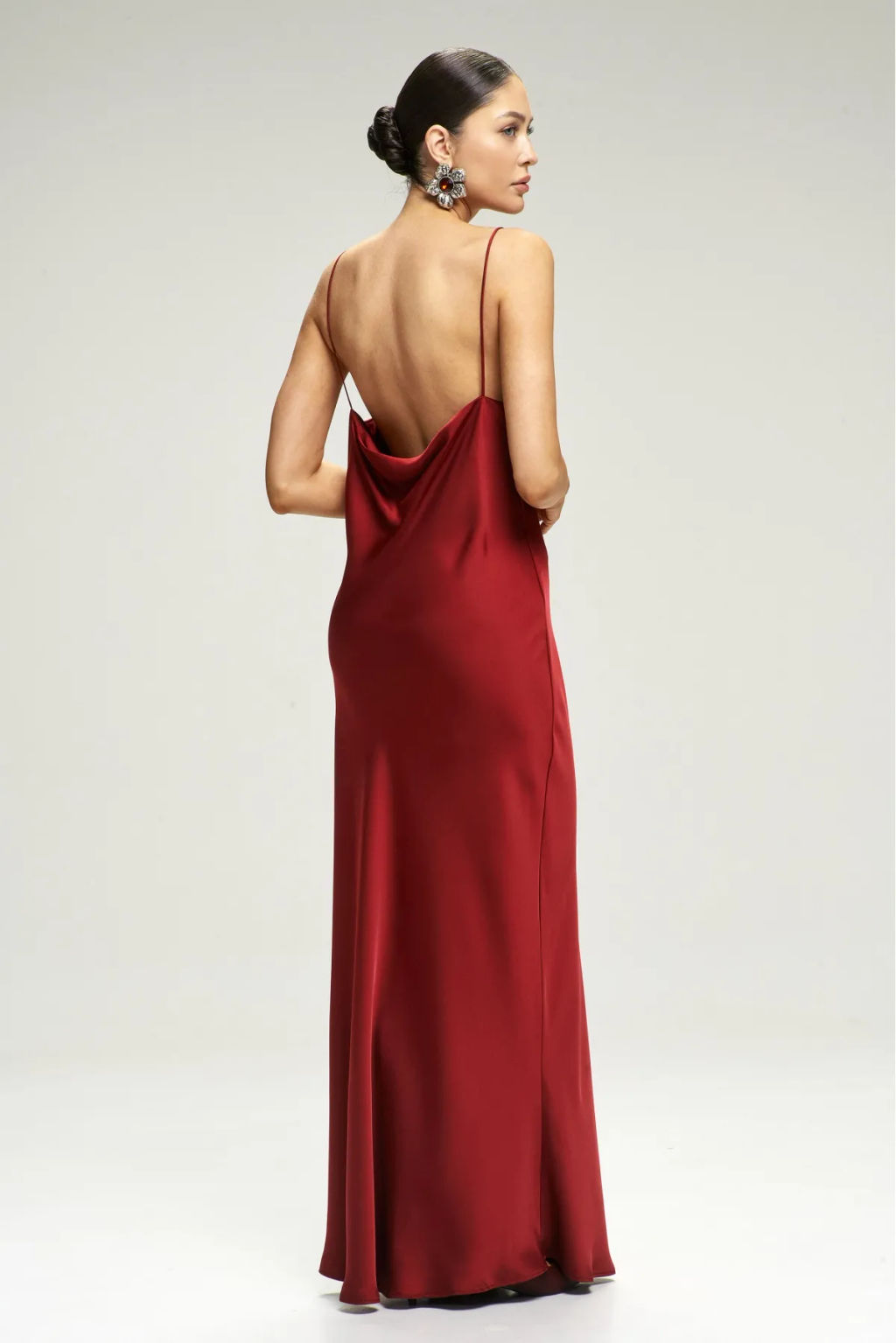 Платье-комбинация на тонких бретелях Red