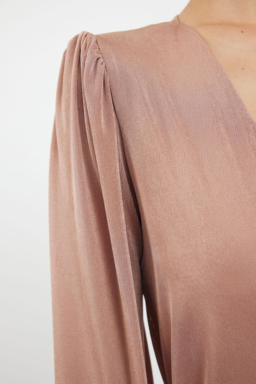 Vizon Parlak Yuzeyli ve Yumusak Dokulu Vatkal? Kruvaze Kapamal? Esnek Orme Body TWOAW25BD00005 - Trendyolmilla фото 4