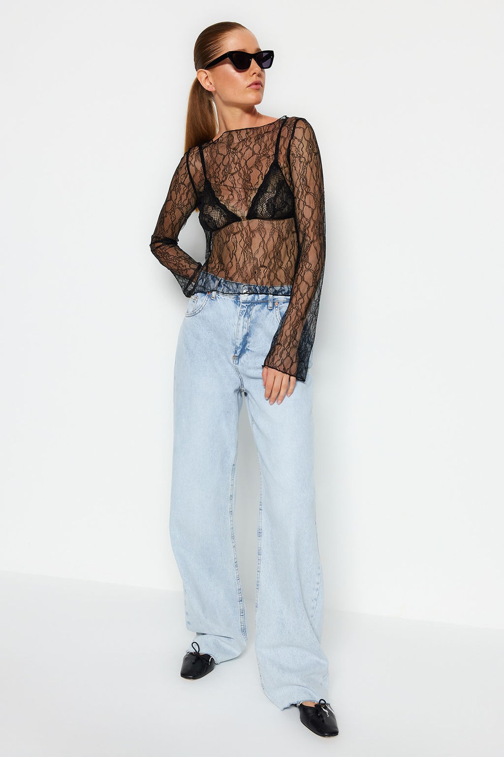 Siyah Regular Fit Kay?k Yaka Dantel Esnek Orme Bluz TWOSS23BZ00795