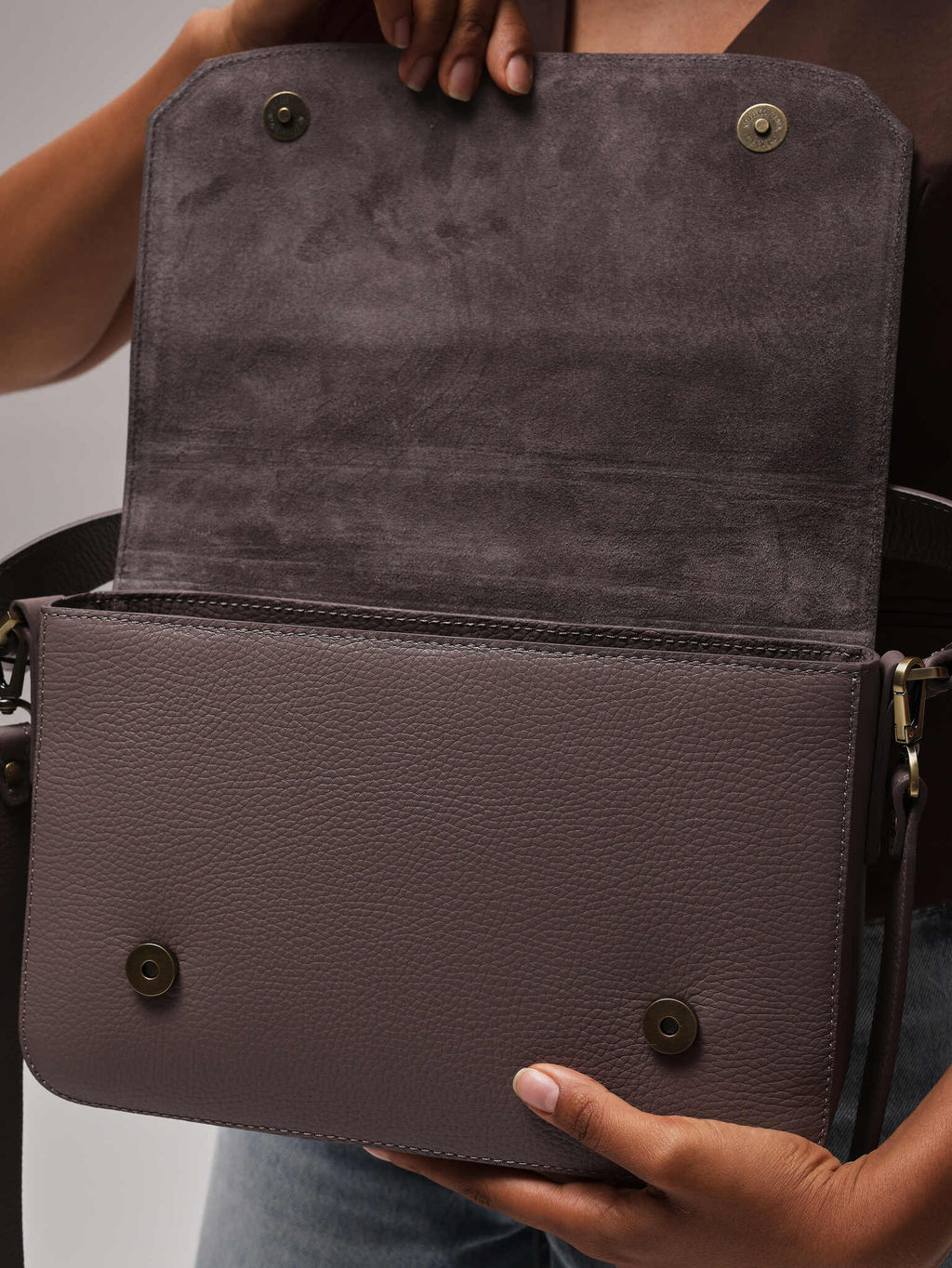 Сумка на плечо Deboro 30512 розово-серый