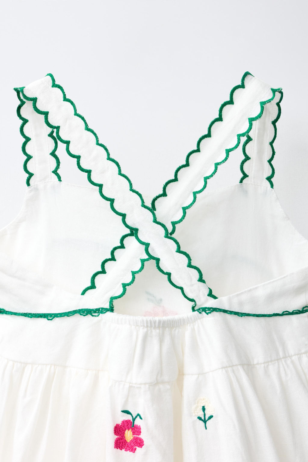 VESTIDO BORDADO FLORAL / Blanco / Verde - Zara фото 5