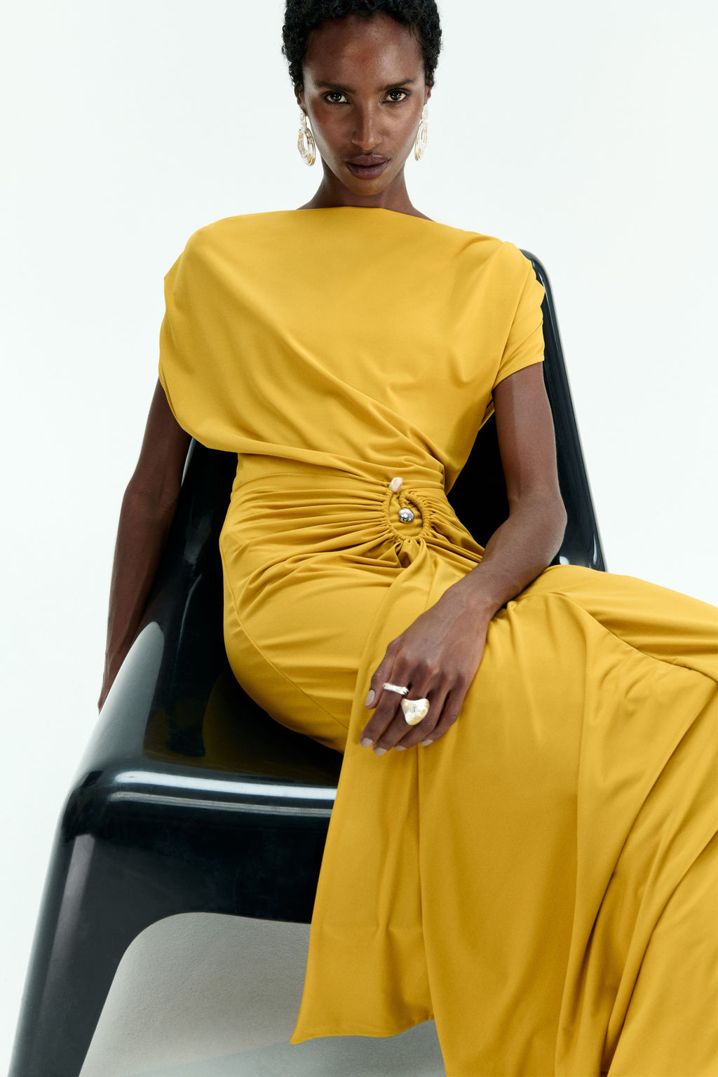 Vestido drapeado con escote barco - H&m фото 5