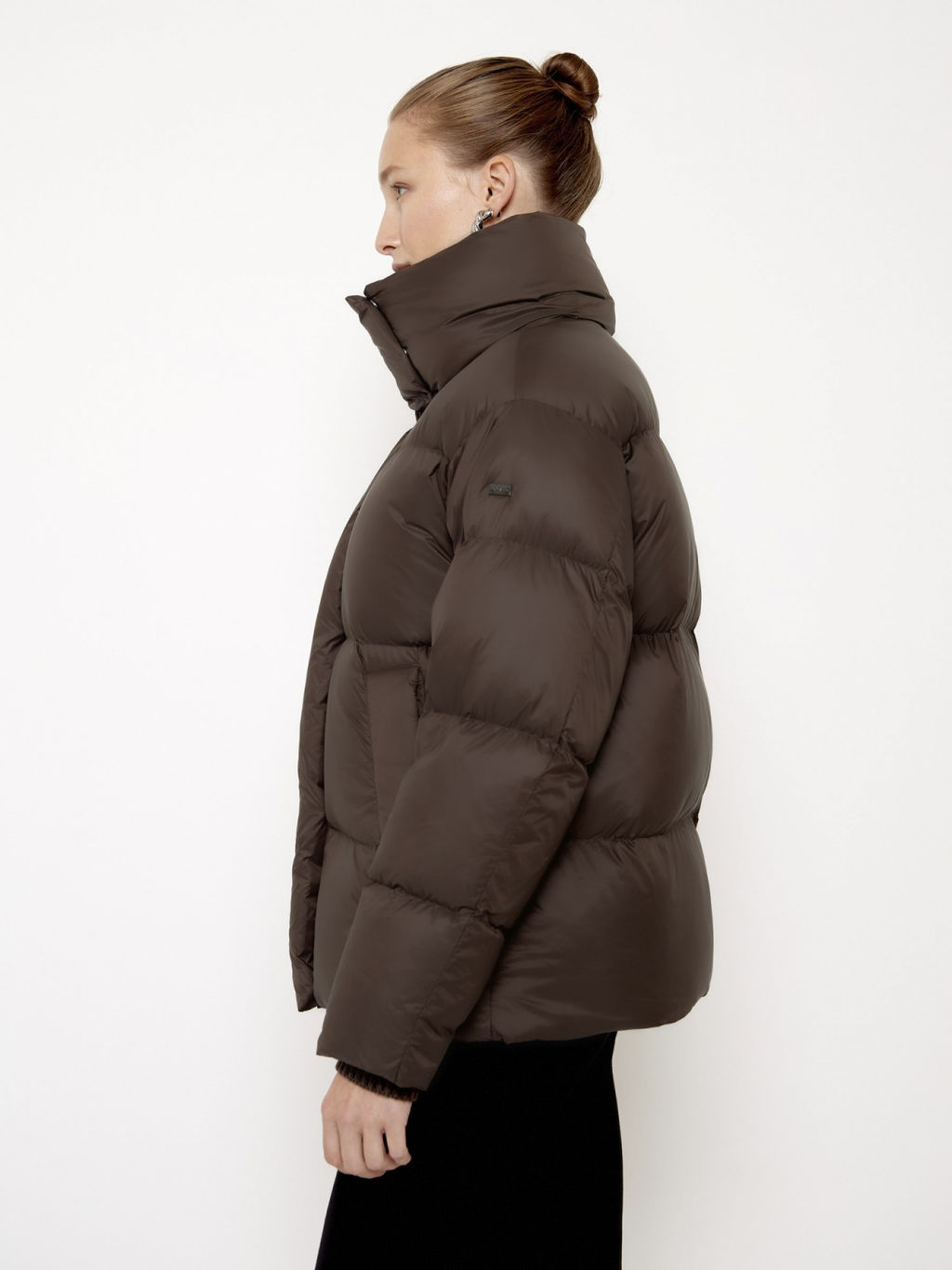 Volcante/W202405 - шоколад Пуховая куртка - Conso фото 4